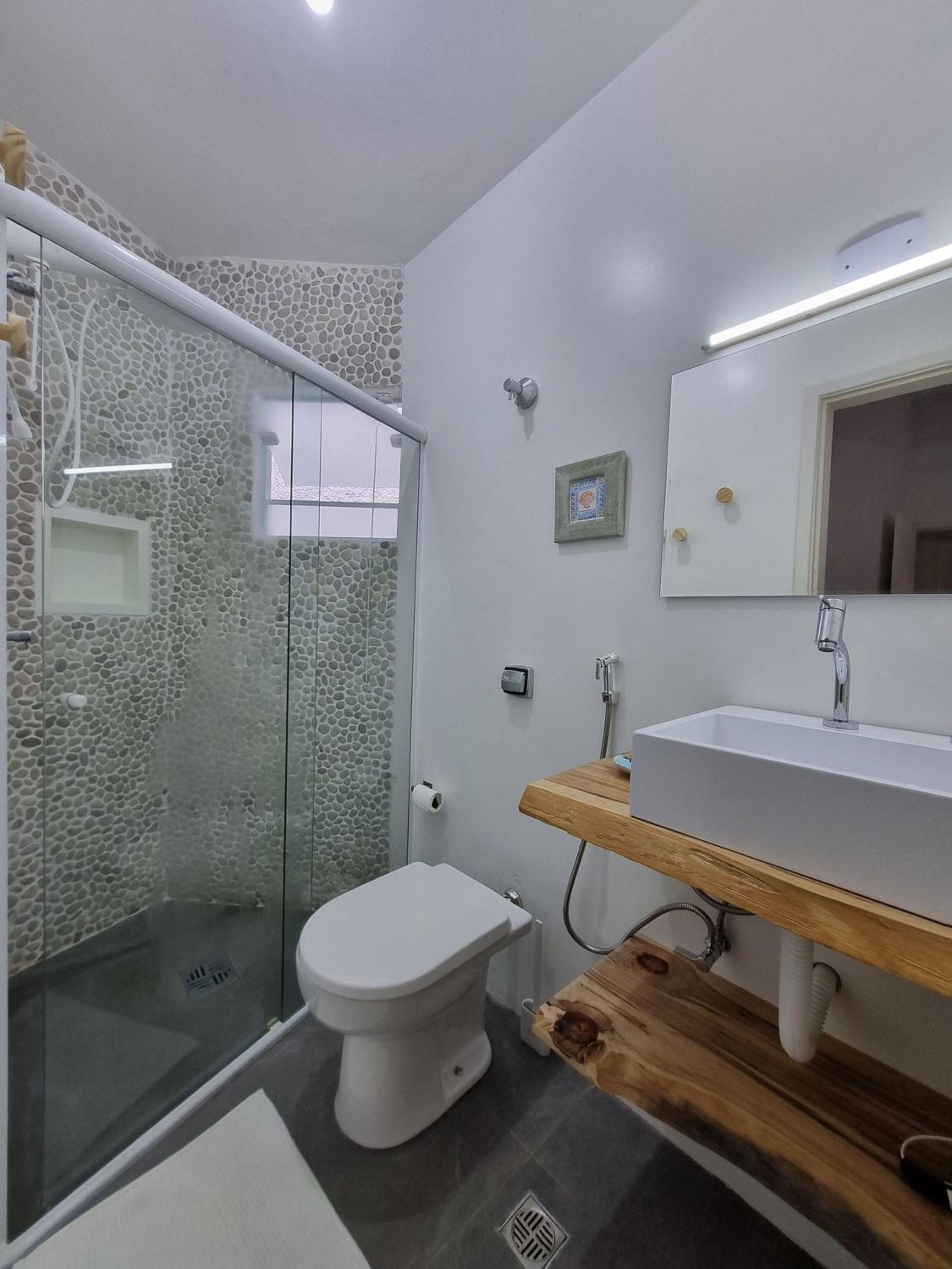 Casas com jacuzzi e churrasqueira a 500 metros da Praia do Perequê na Ilhabela