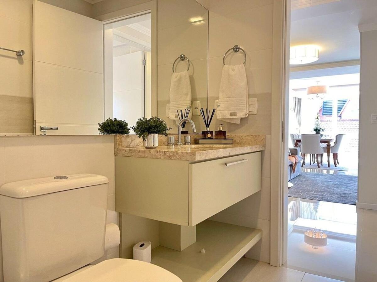 Apartamentos Dom Rolim no CENTRO by Achei Gramado