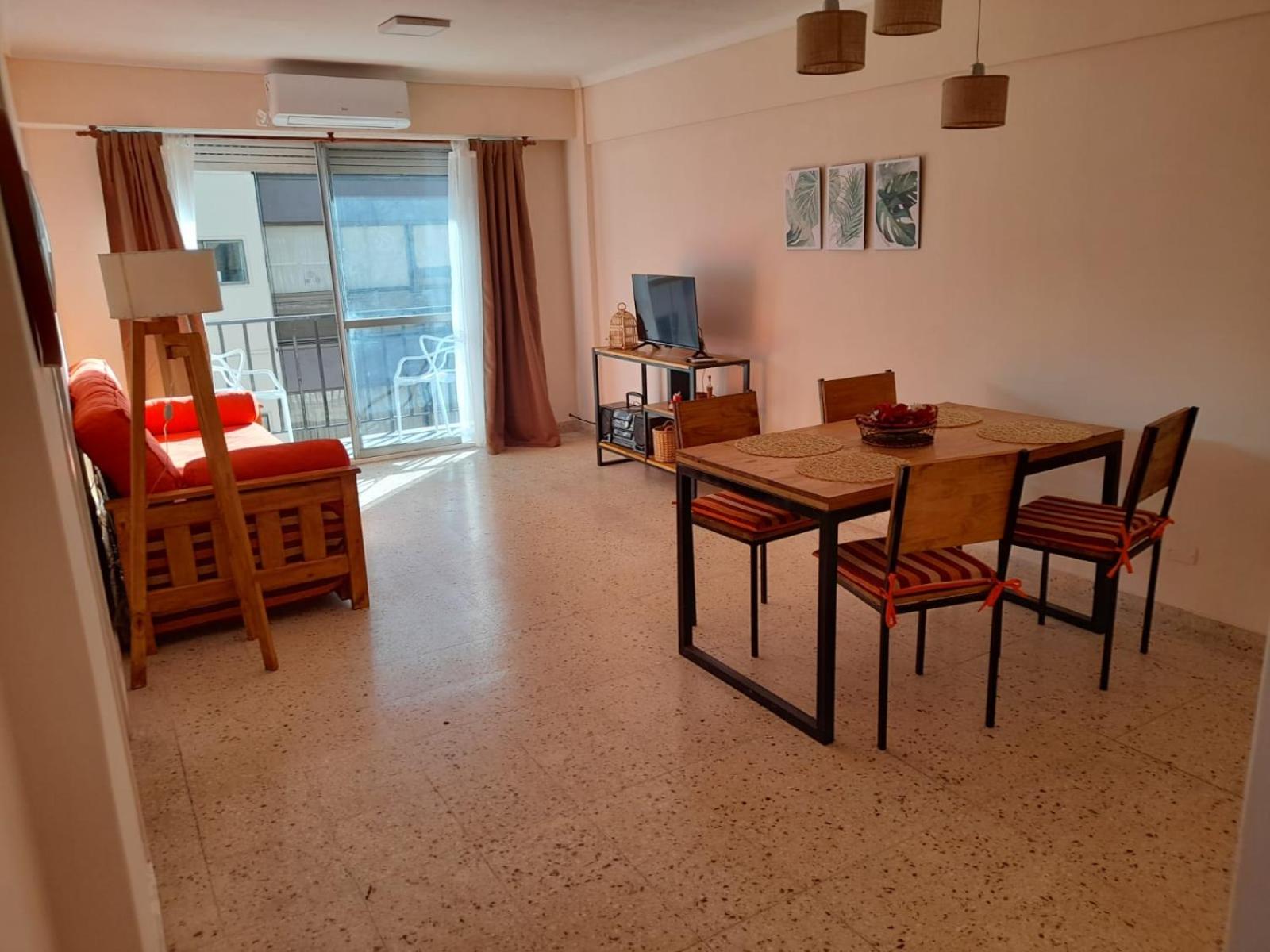 Departamento reciclado a nuevo a 3 cuadras del mar