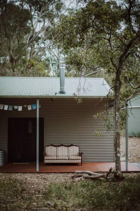Three Little Pigs Escape - Main and Cabin - OFF GRID property