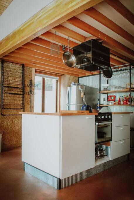Three Little Pigs Escape - Main and Cabin - OFF GRID property