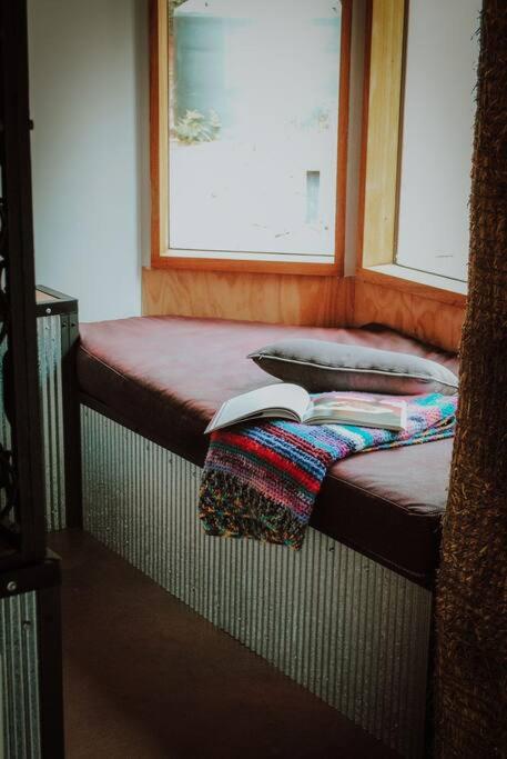 Three Little Pigs Escape - Main and Cabin - OFF GRID property