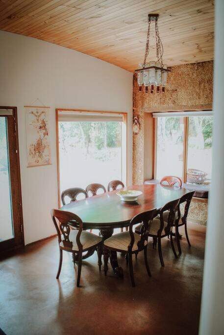 Three Little Pigs Escape - Main and Cabin - OFF GRID property