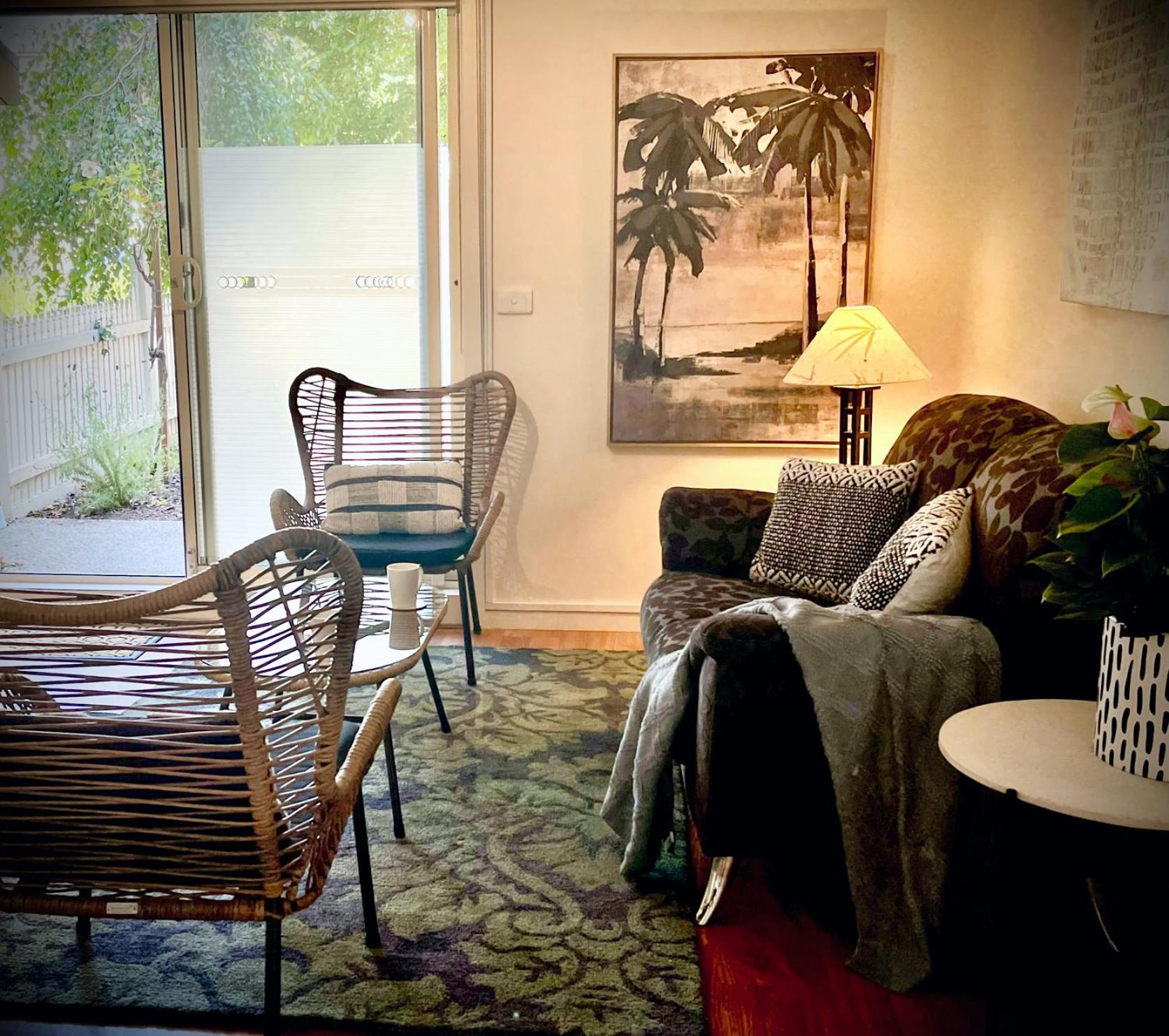 Captains Retreat Apartments and Cottages