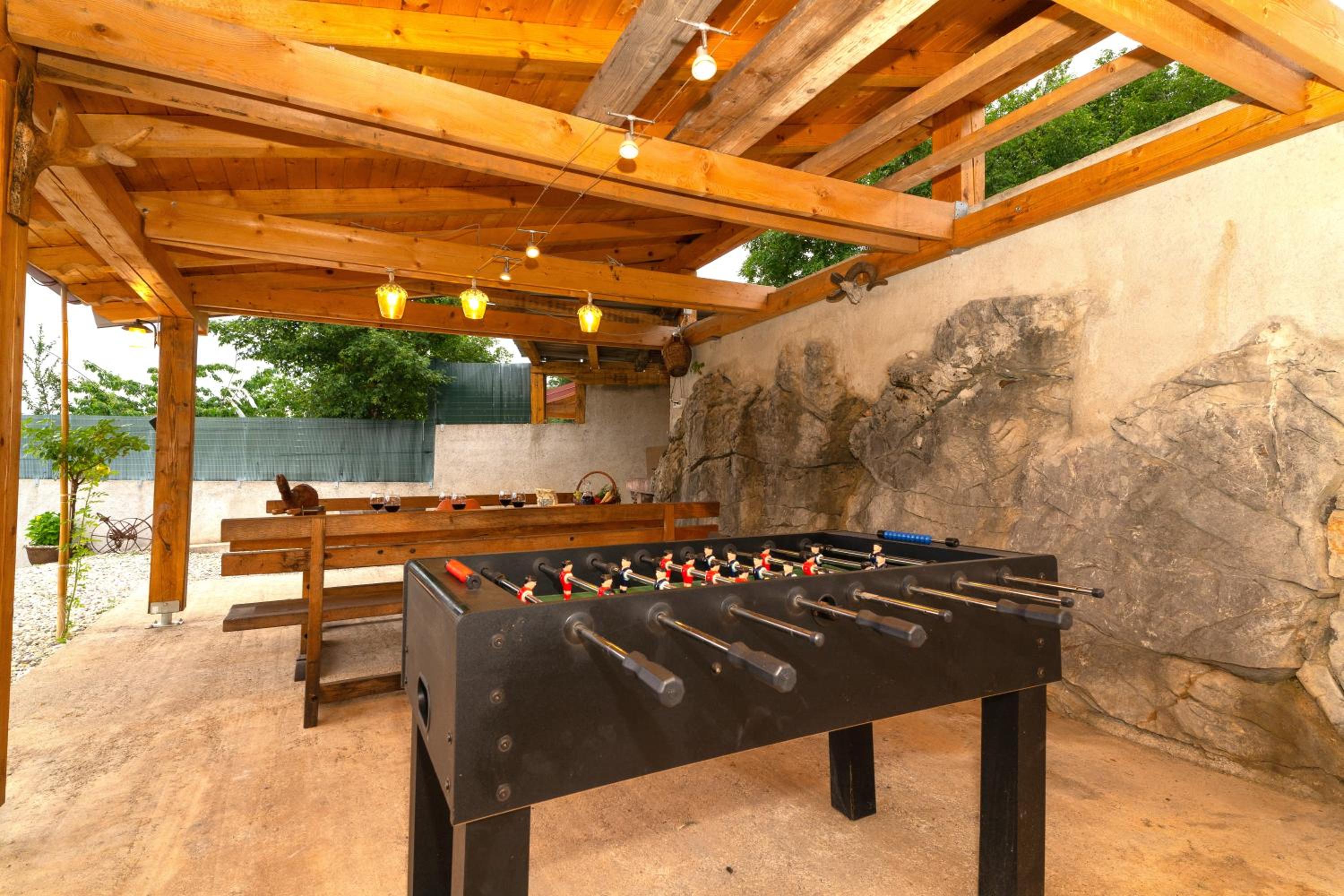 Villa Salvia with pool view 4
