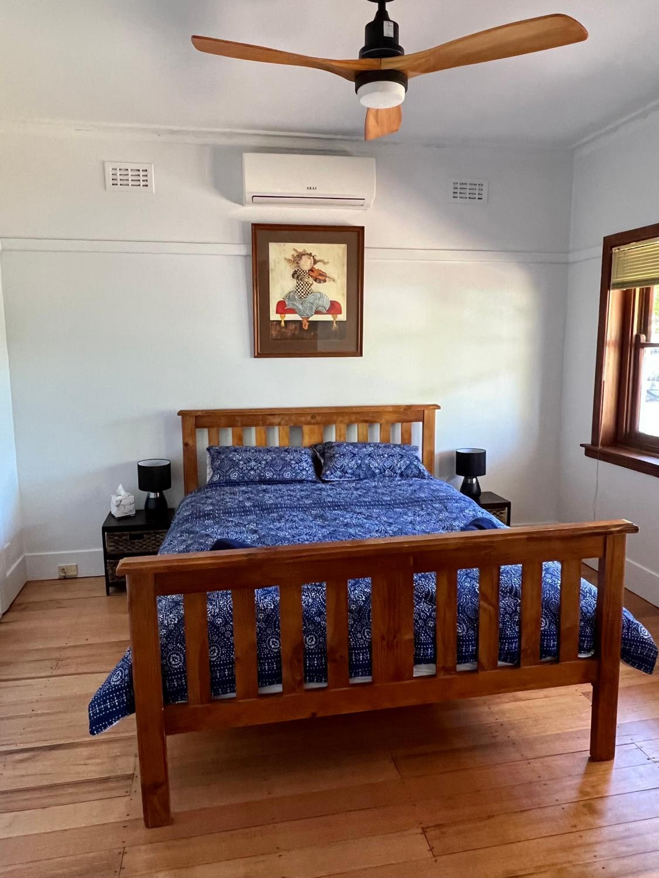 Nilmar Ave - Central Cozy 1950s Wodonga 3br Cottage