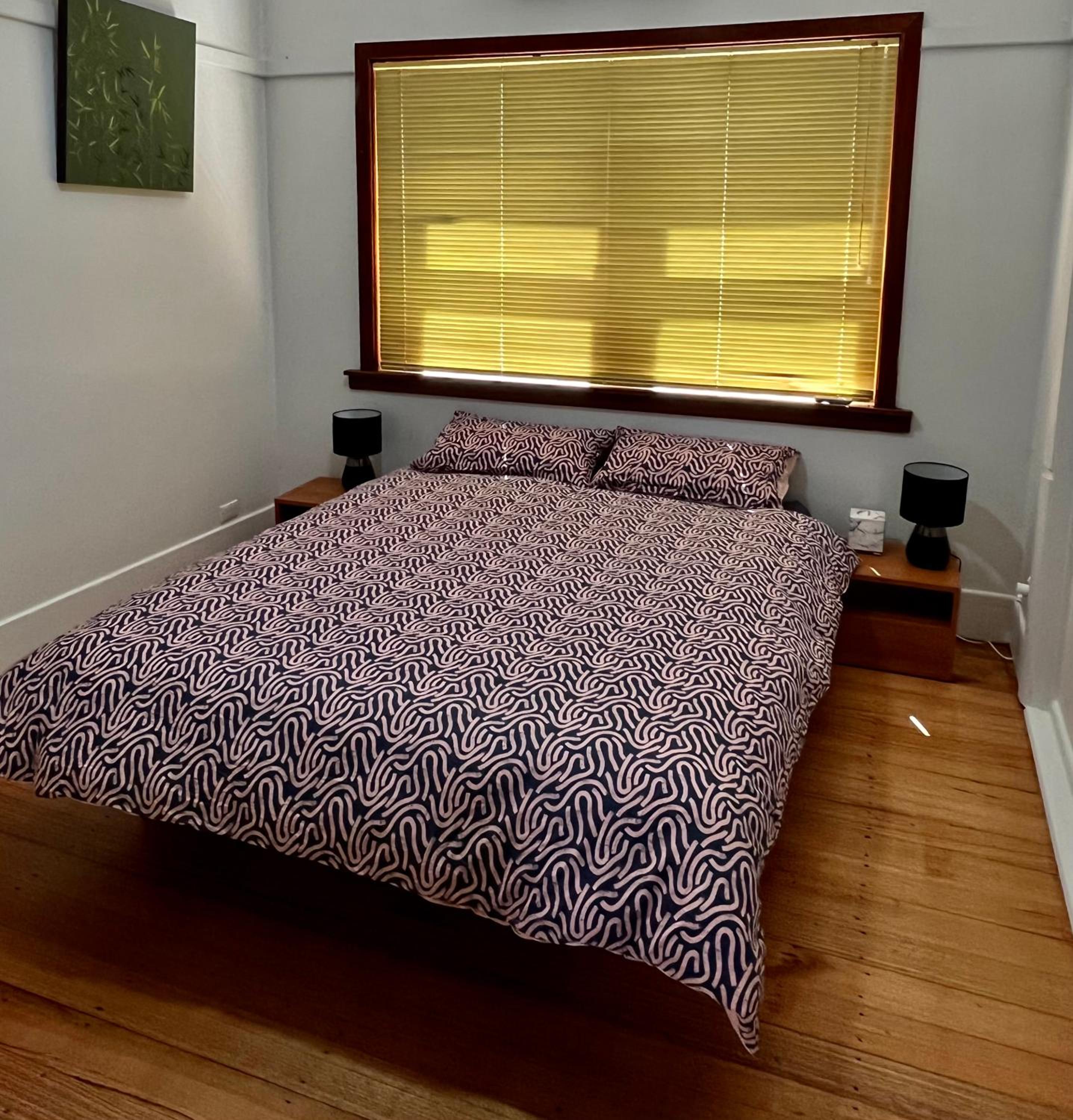 Nilmar Ave - Central Cozy 1950s Wodonga 3br Cottage