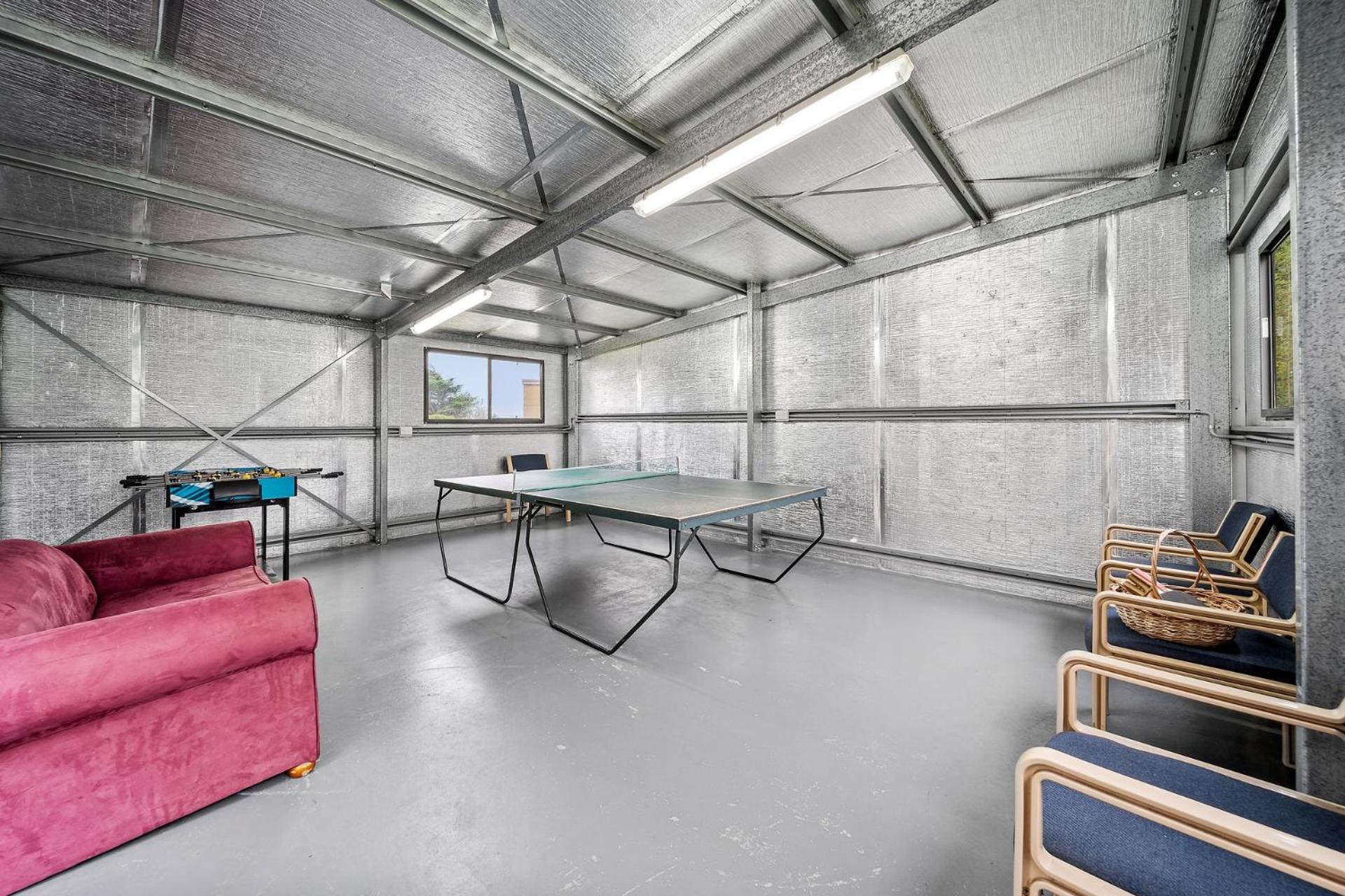Footprints at Hyams Beach - 4BR home w. games room