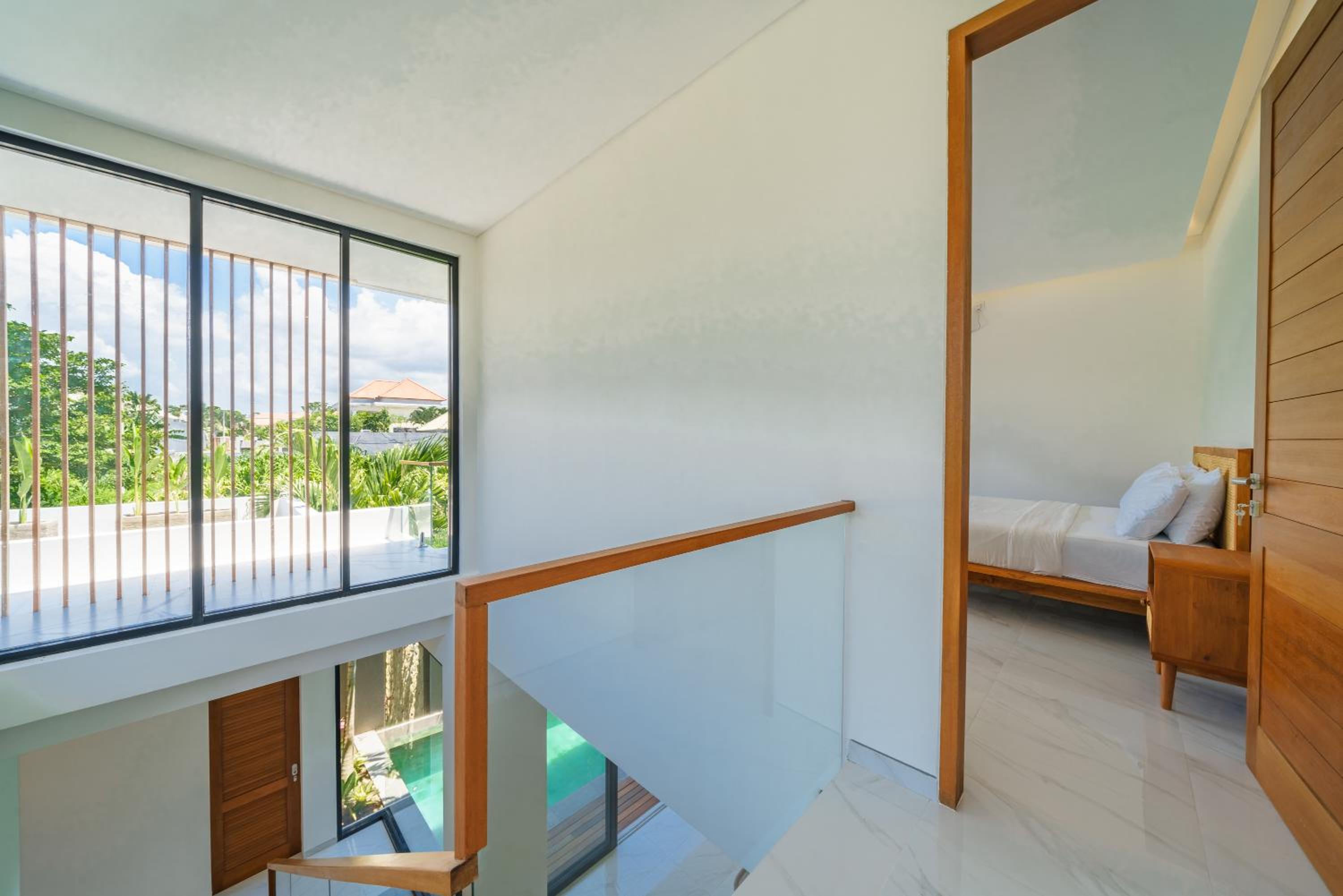 Villa Besso Padonan - Modern & Minimalist 2BR Villa in Canggu! view 4