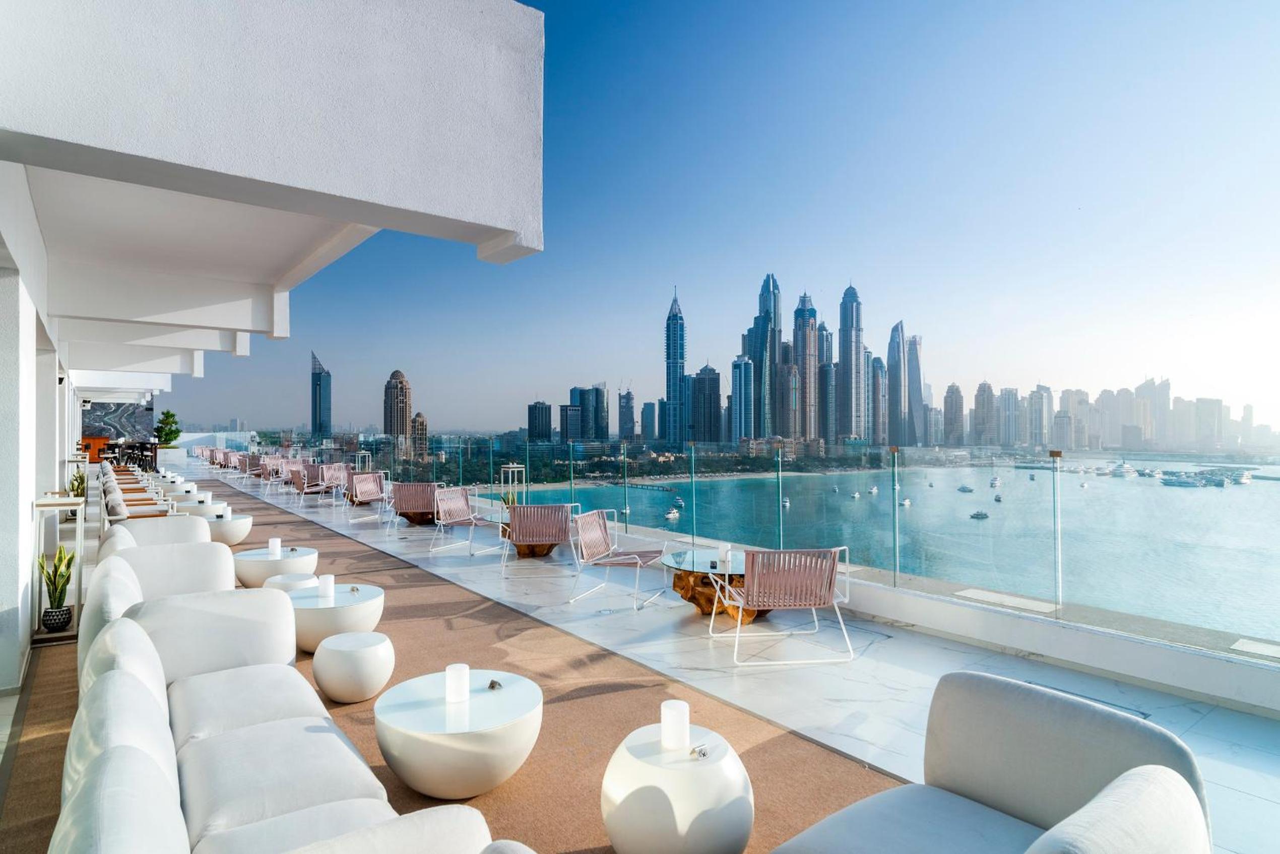 Maison Privee - Luxury Sea View Apt in FIVE Resort on The Palm