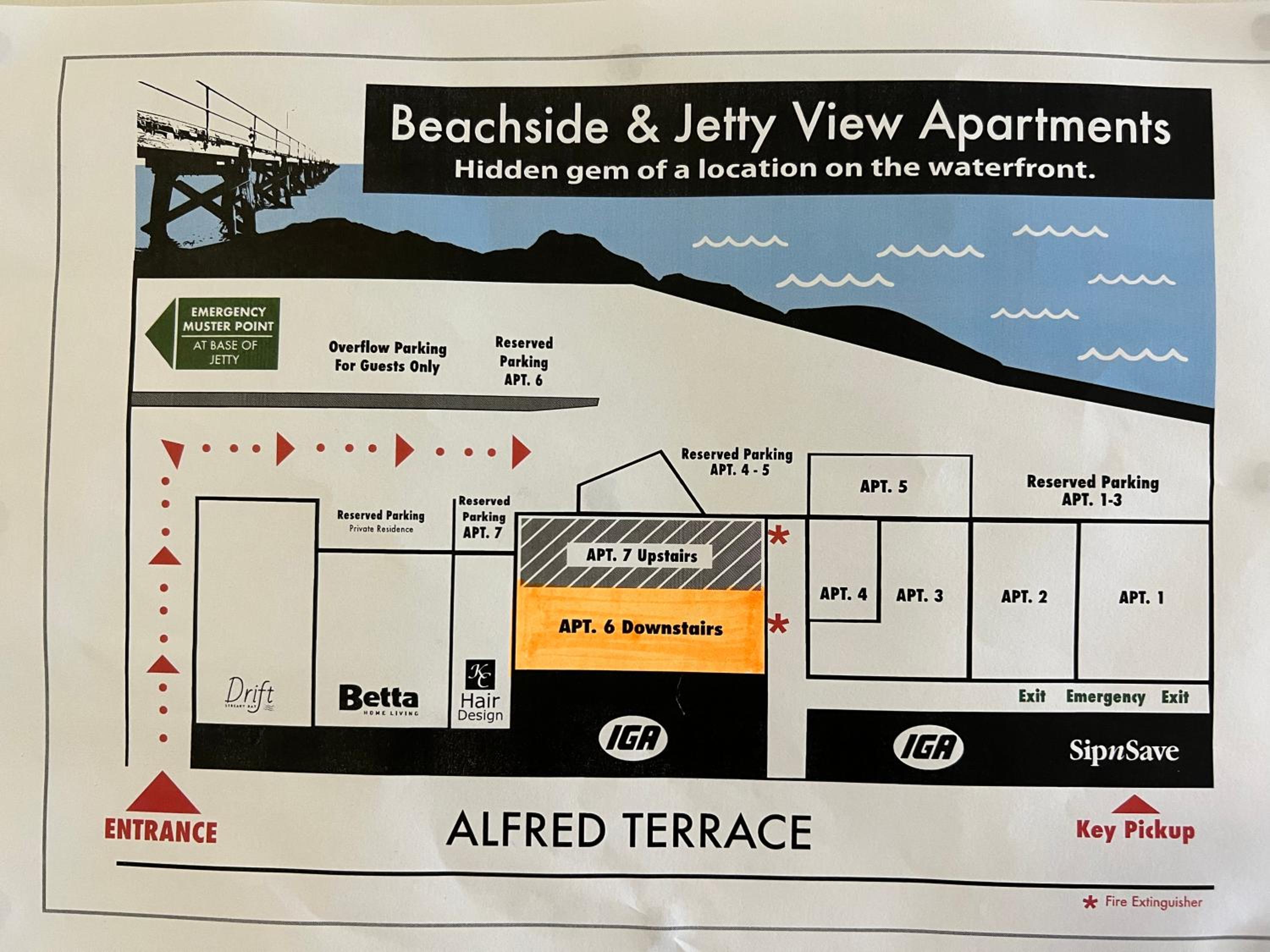Beachside & Jetty View 6 - Captain's Apartment