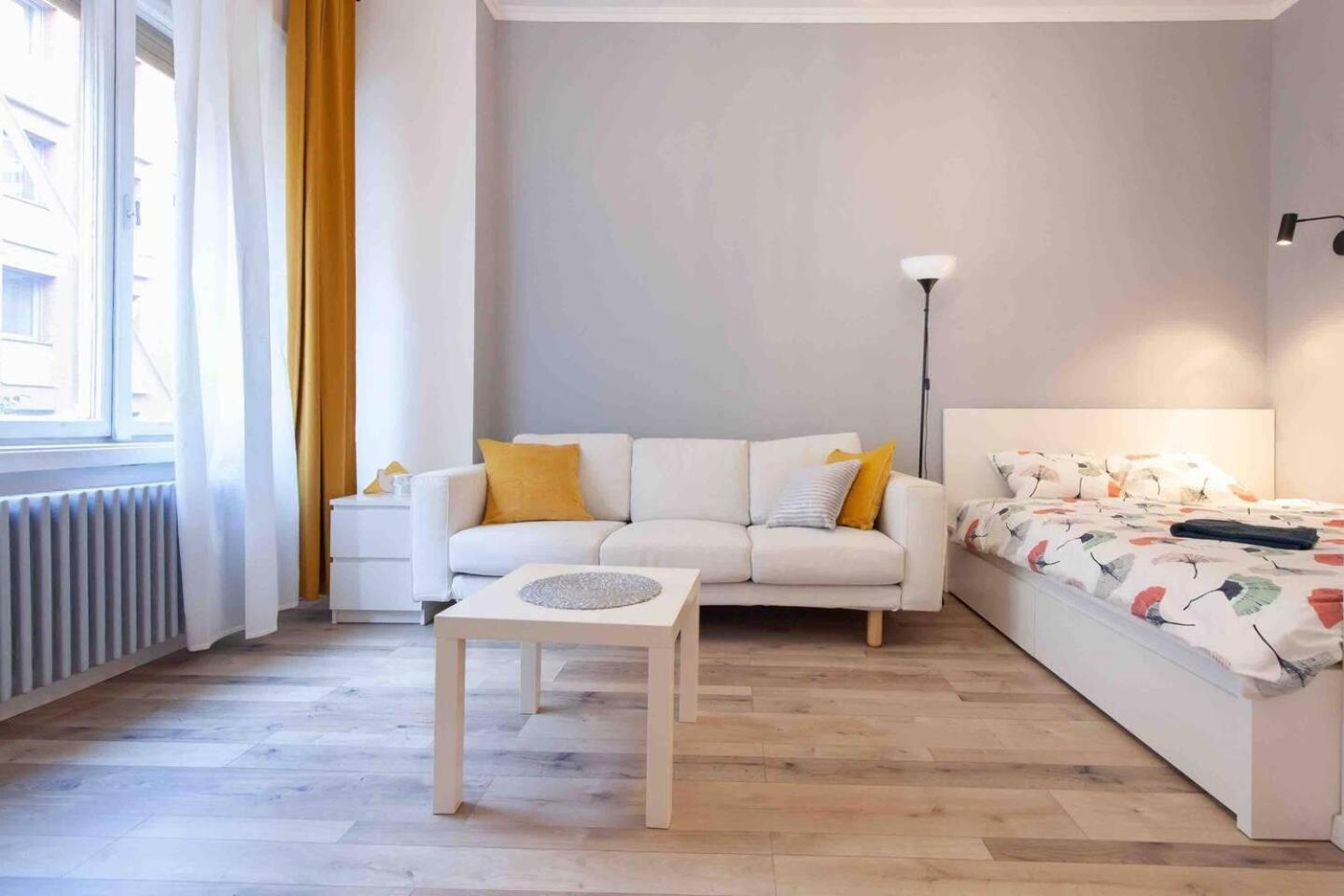 Budapest City Centre Studio - Contactless Check In