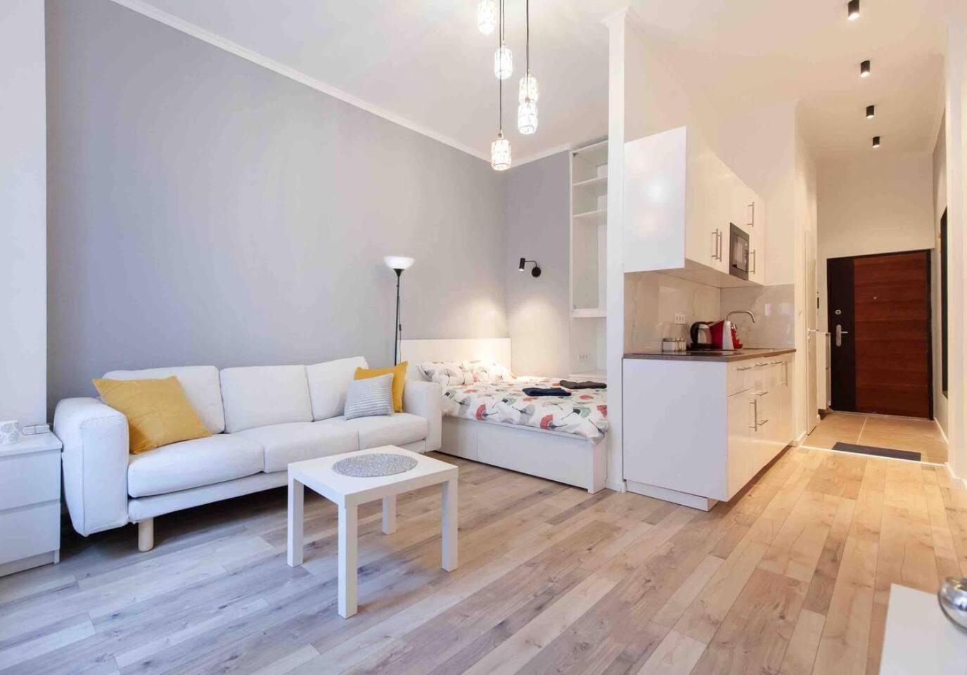 Budapest City Centre Studio - Contactless Check In