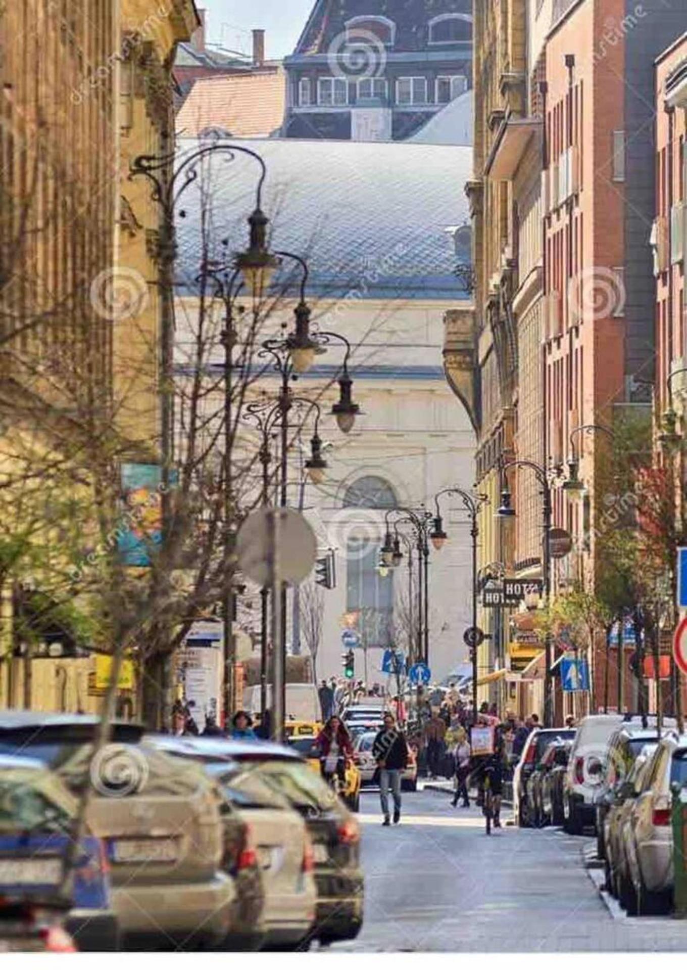 Budapest City Centre Studio - Contactless Check In