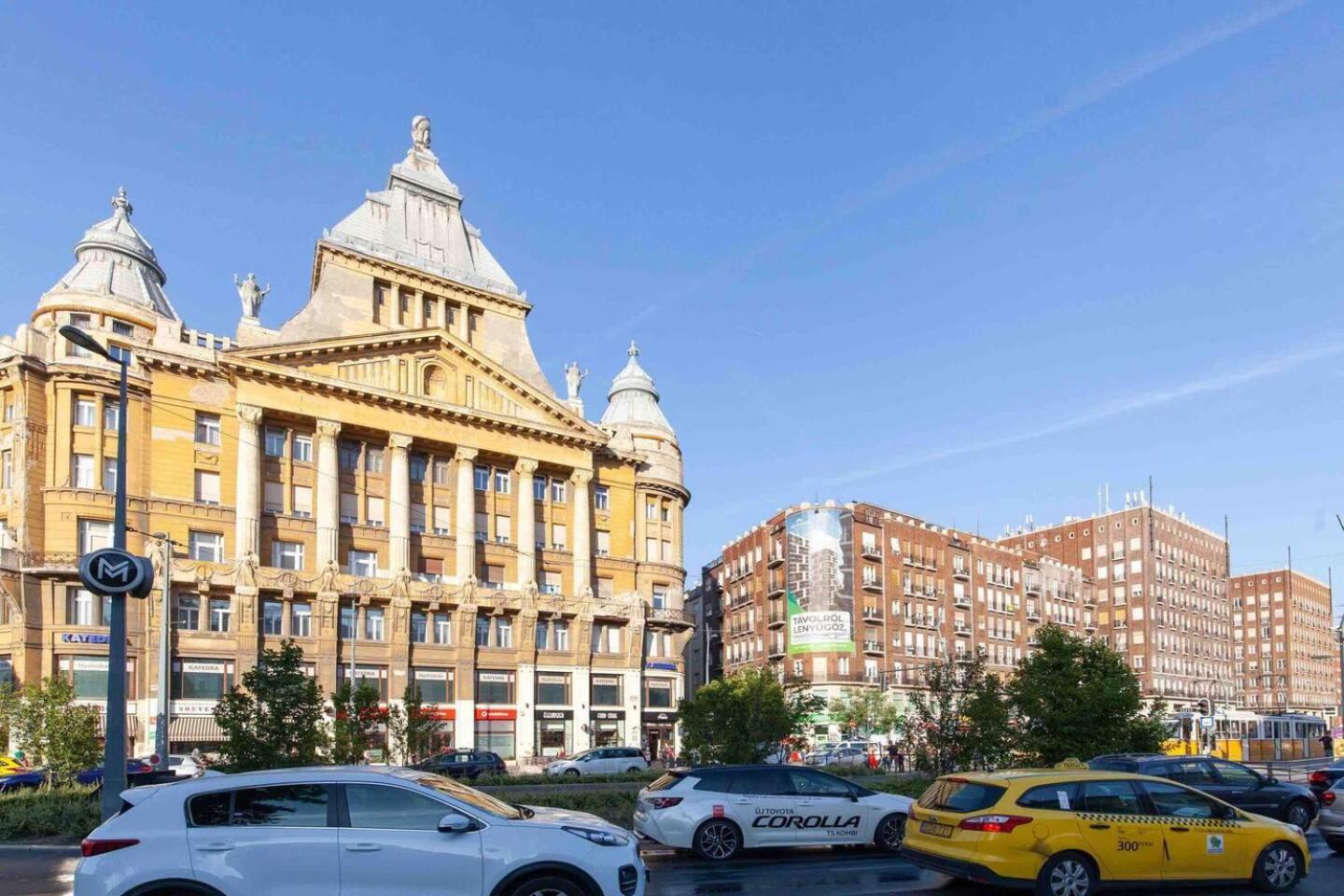Budapest City Centre Studio - Contactless Check In