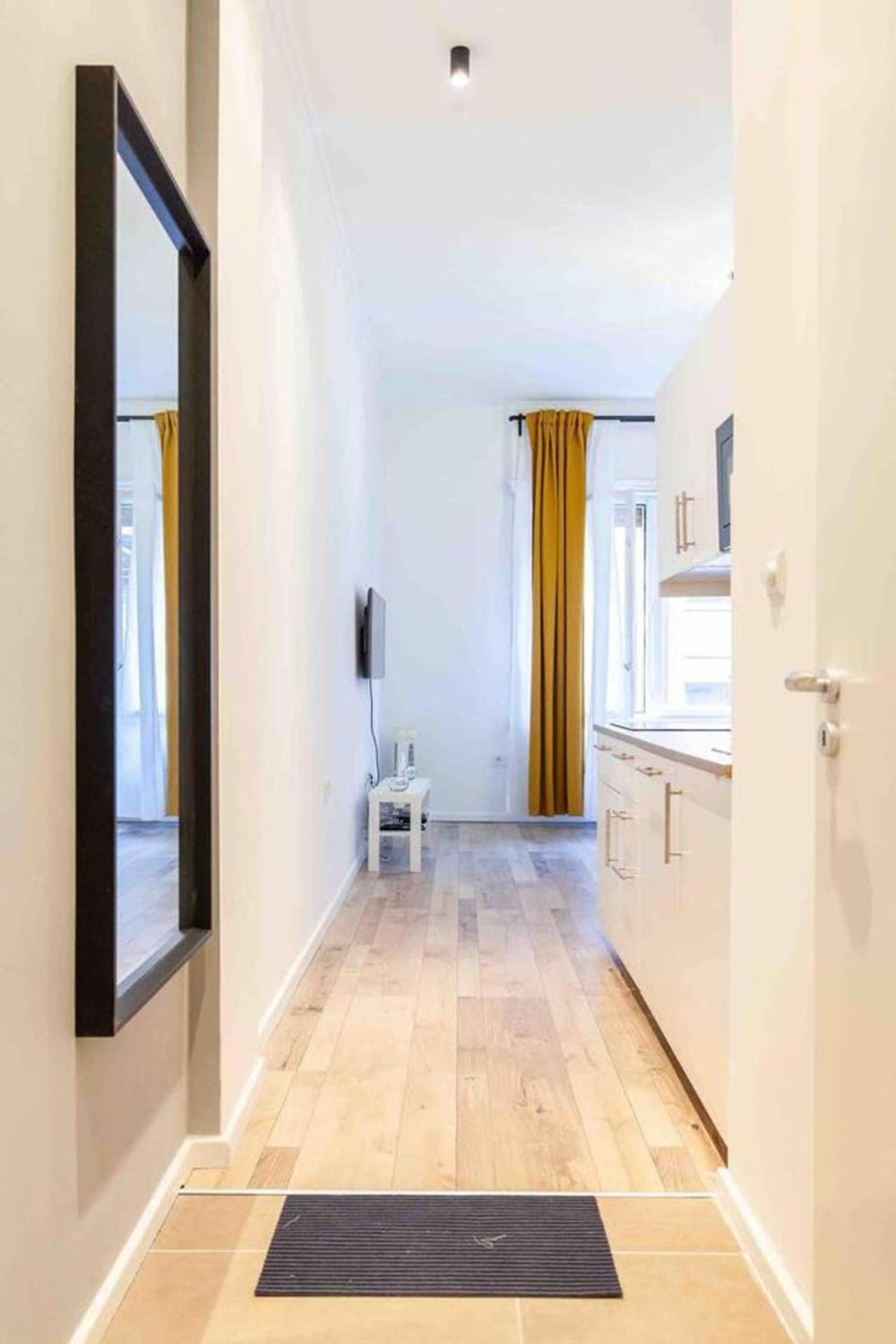 Budapest City Centre Studio - Contactless Check In