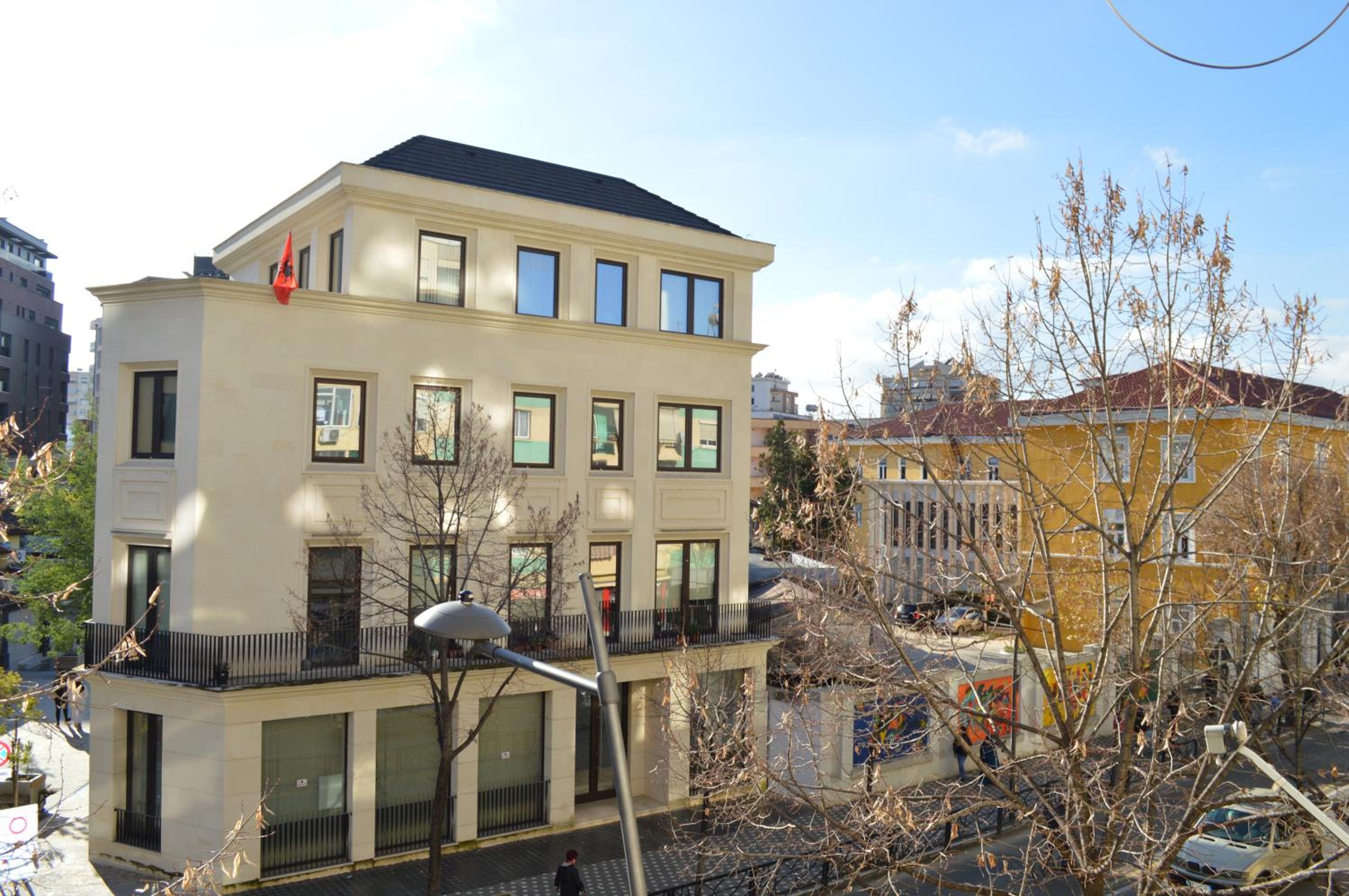 RH Tirana Center