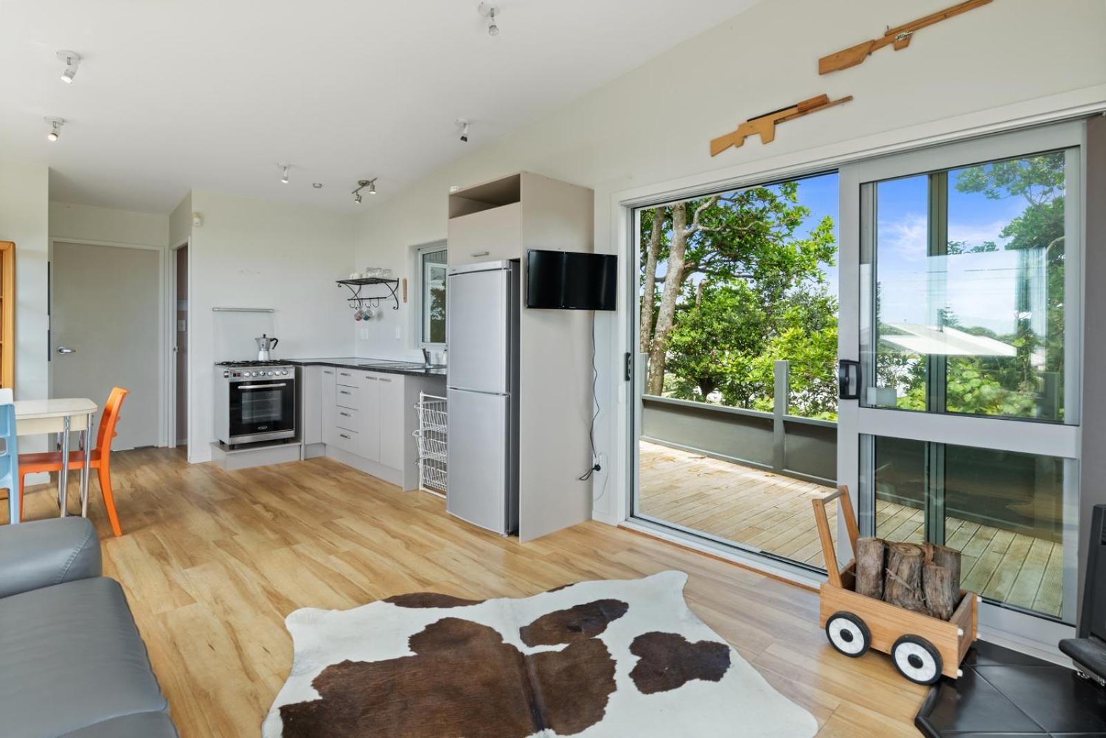 The Fritz - New Plymouth Holiday Home view 3