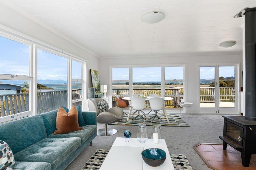 Emily's Beach House - Kaiteriteri Holiday Home view 3