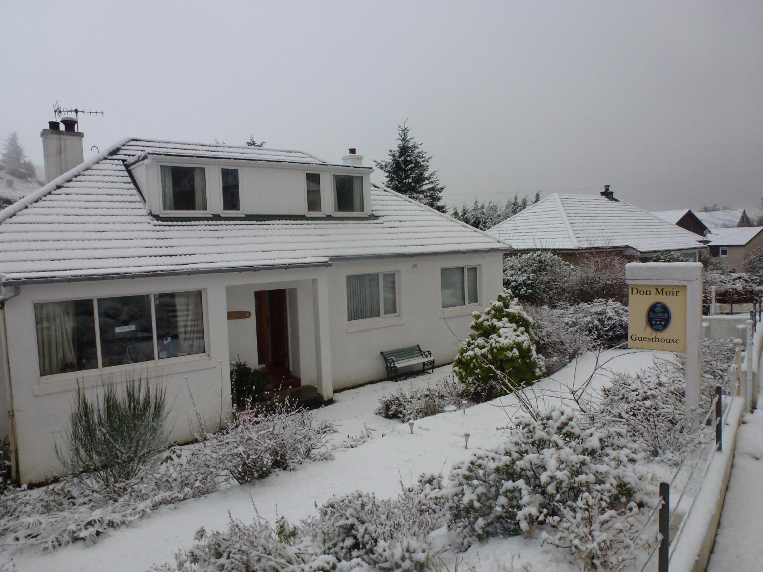 Hotel Don Muir Guesthouse - Image 1