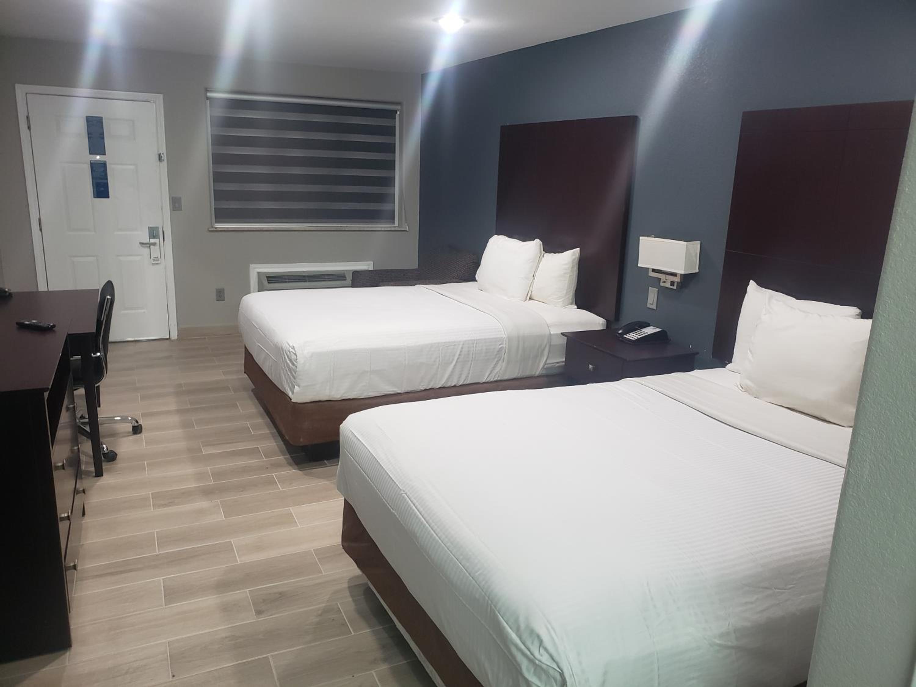Cotulla Executive Inn