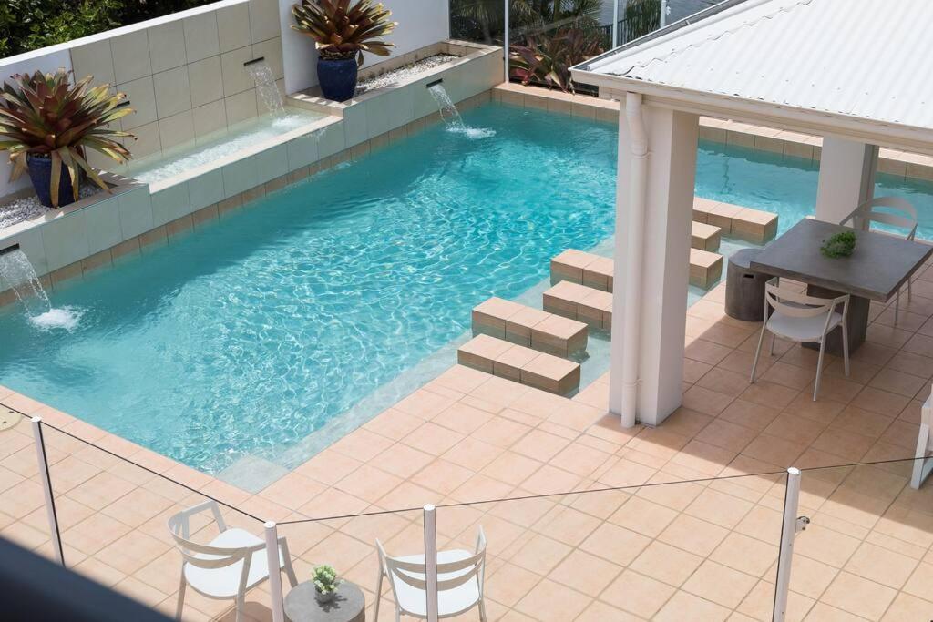 Stunning Waterfront Coastal Retreat, sleeps 13