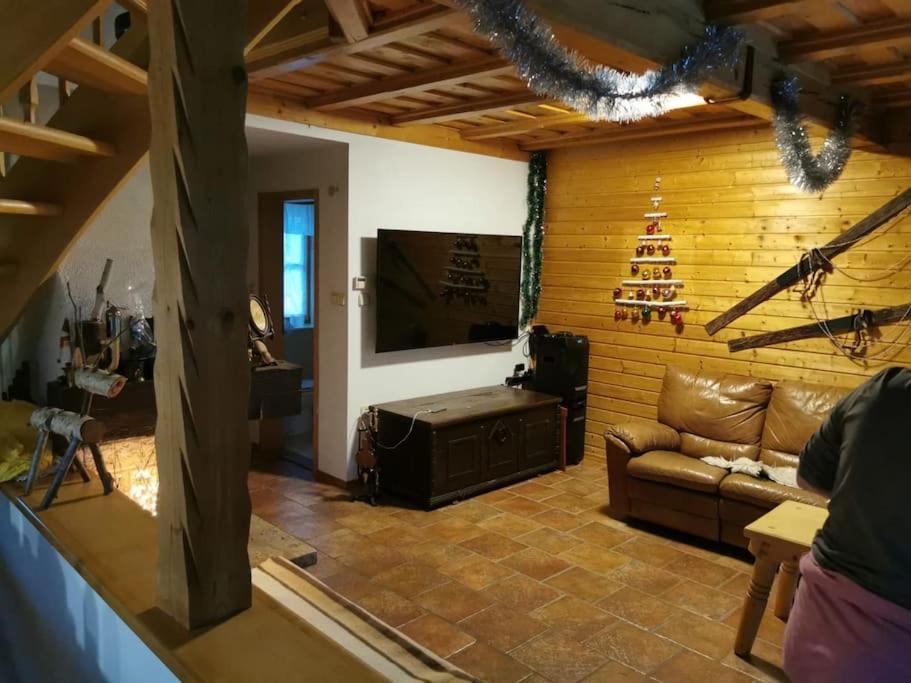 Charming wooden house with sauna in the heart of Kranjska Gora view 4
