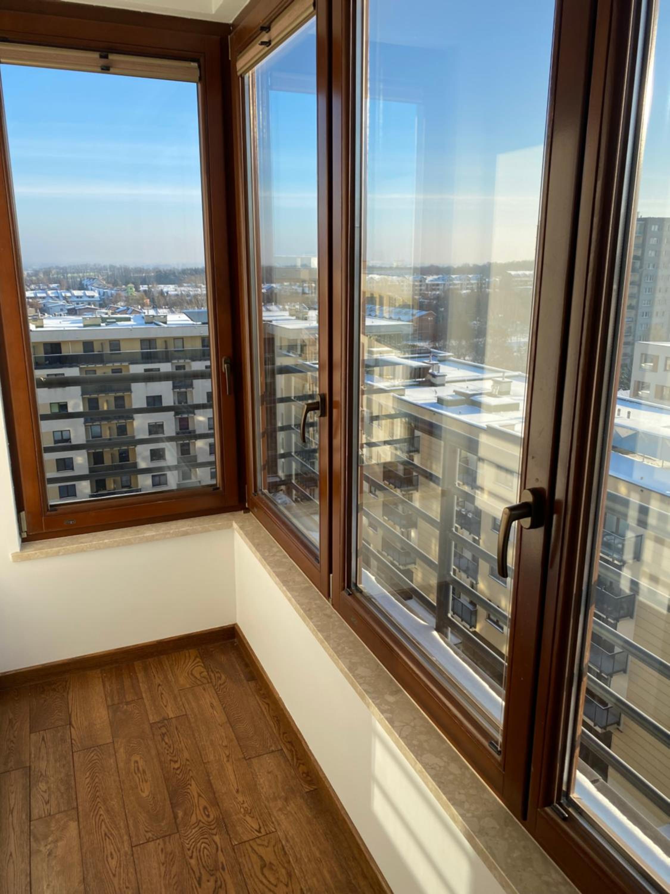 Sunny Life Apartment