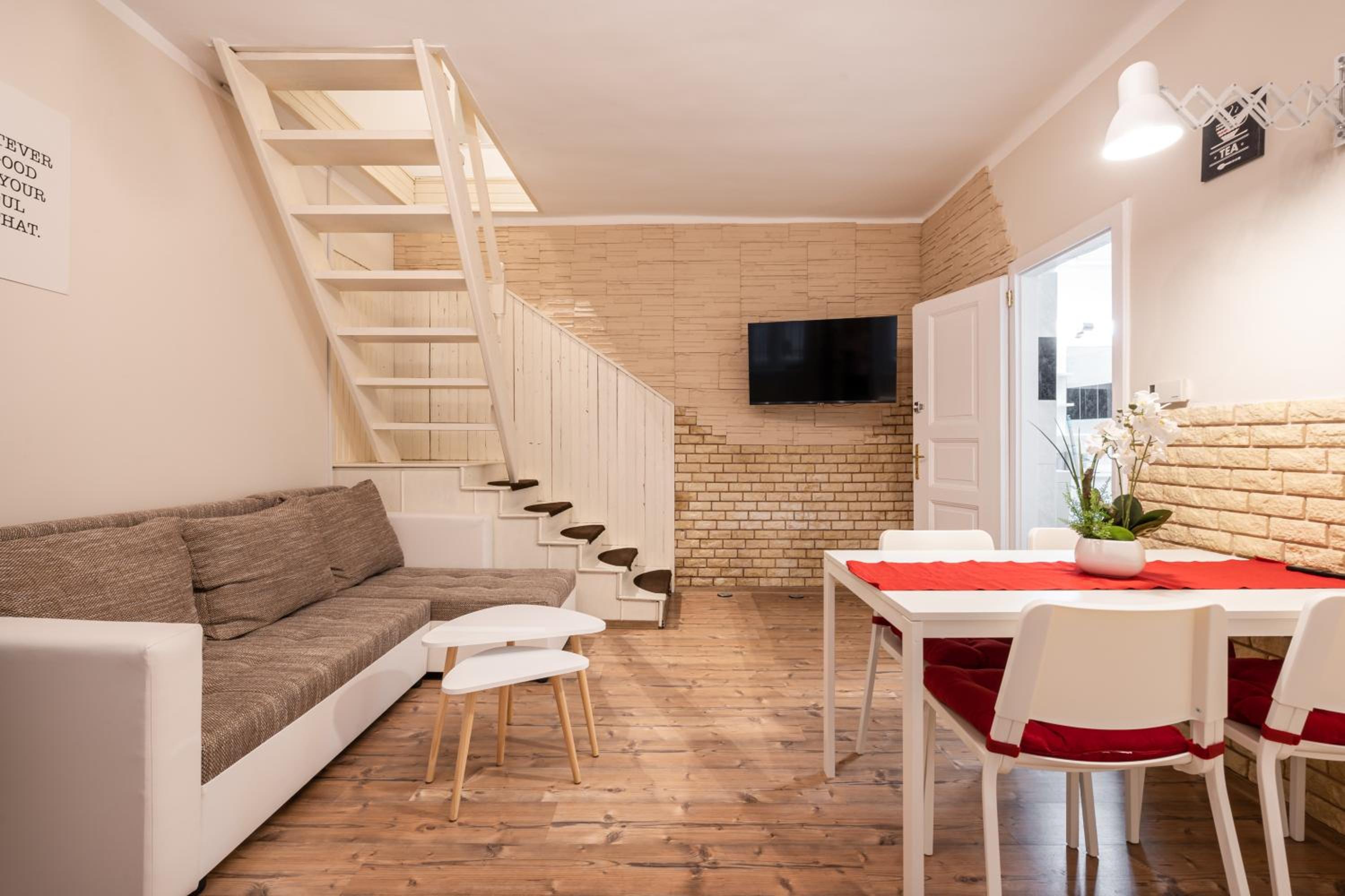Zensen Nest Apartment view 2