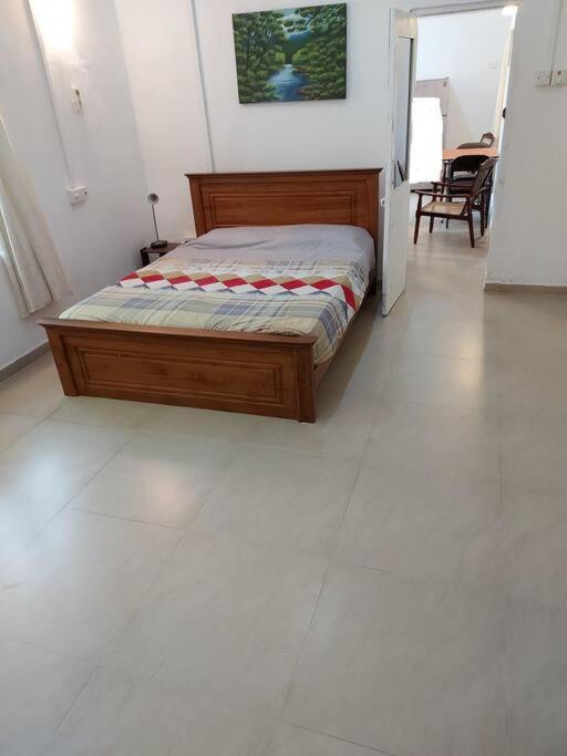 1 bedroom Claessen Place Annex view 4