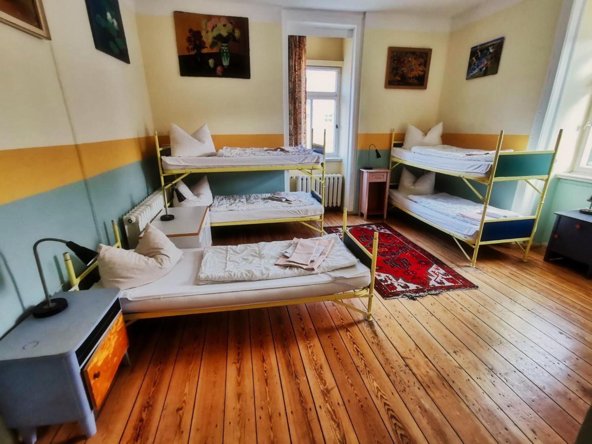Hummel Hostel - Historische Stadtvilla mit Garten