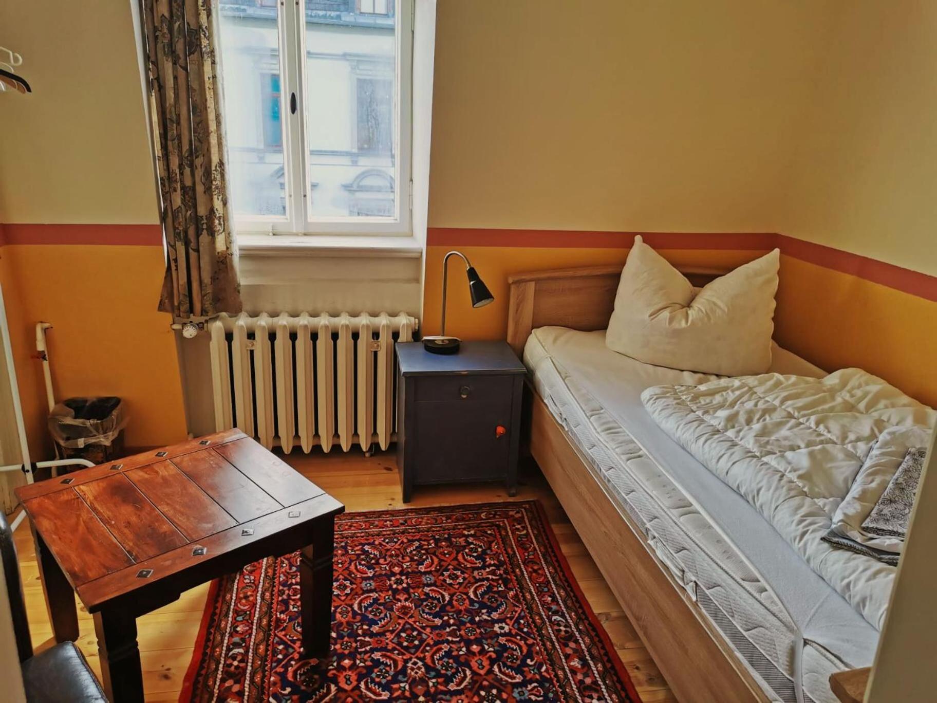 Hummel Hostel - Historische Stadtvilla mit Garten