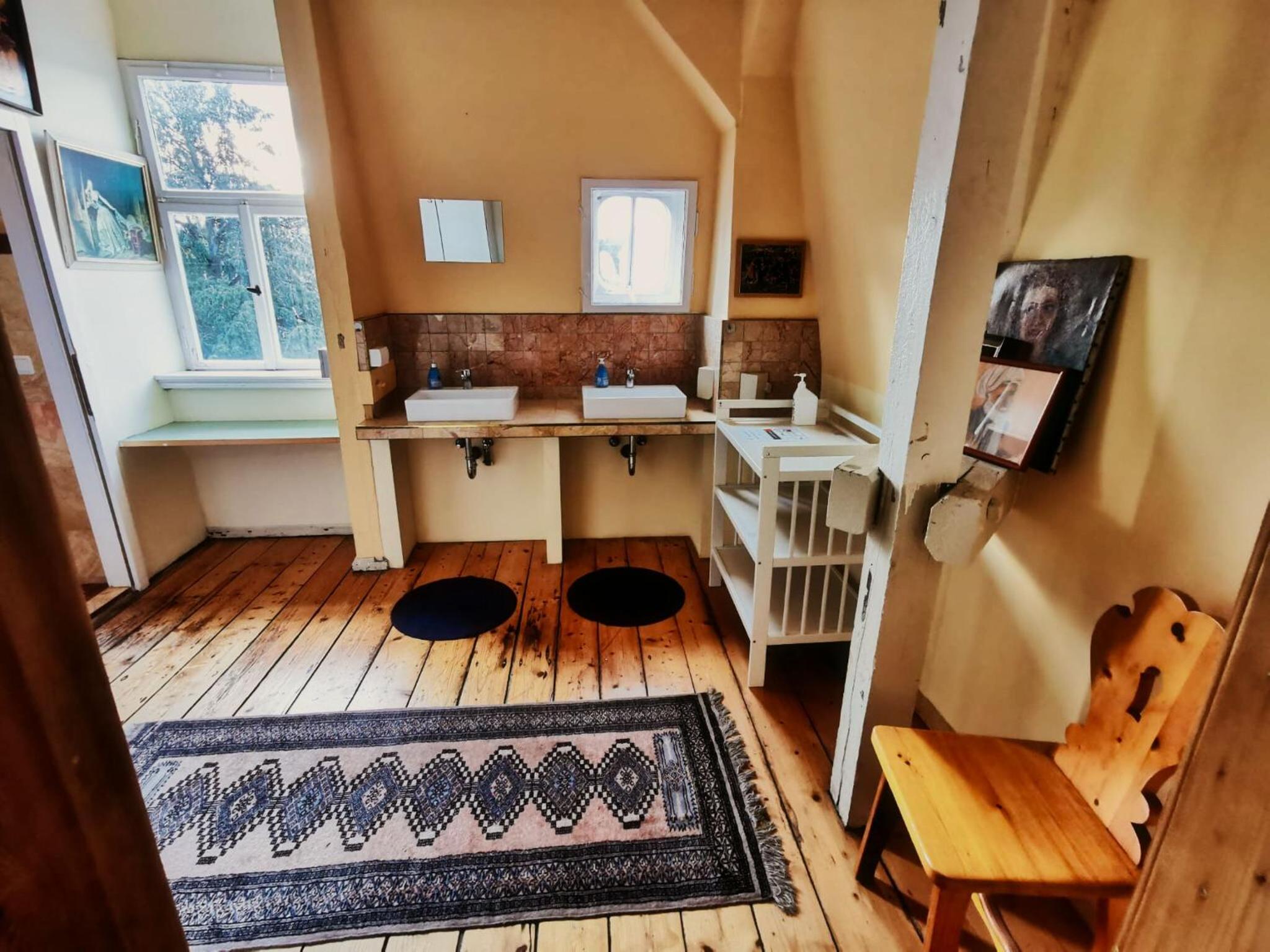 Hummel Hostel - Historische Stadtvilla mit Garten