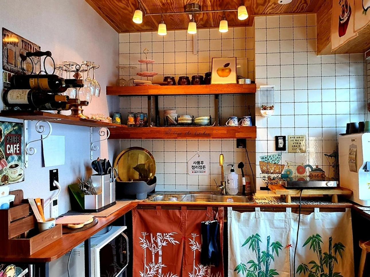 Leehakjang guesthouse