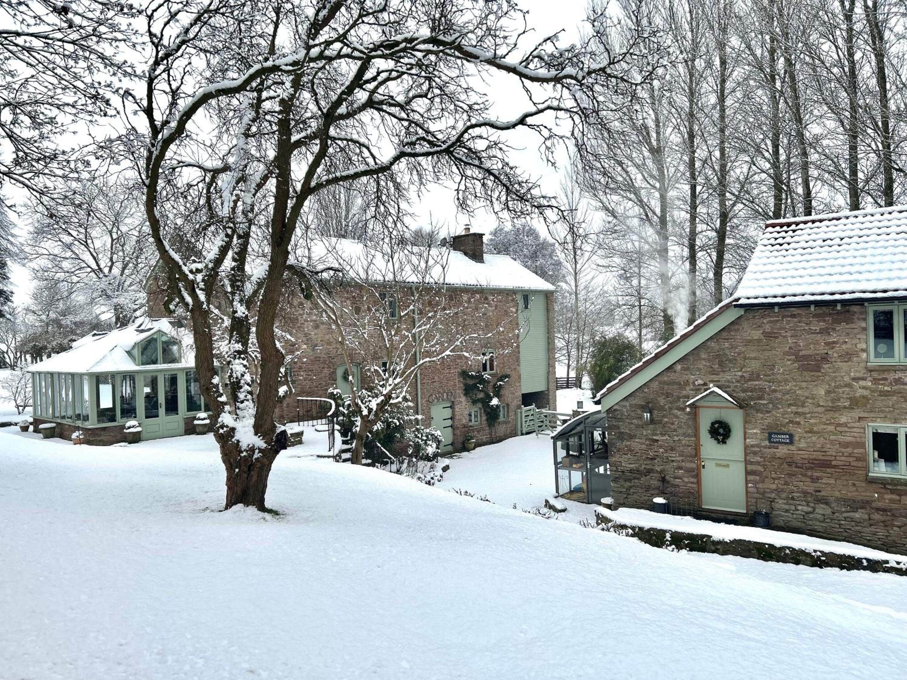 Beautiful Old Water Mill in Rural Herefordshire view 5