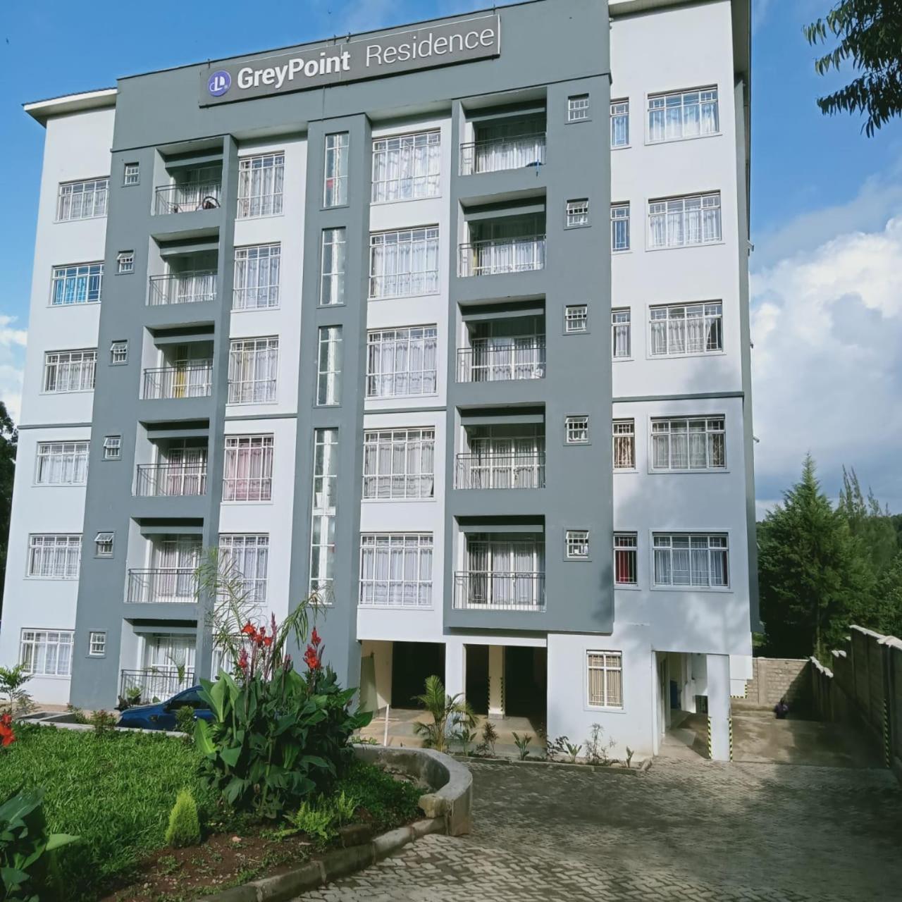 Zoe Homes Greypoint 1 and 2bedroom Apartment 301 view 4