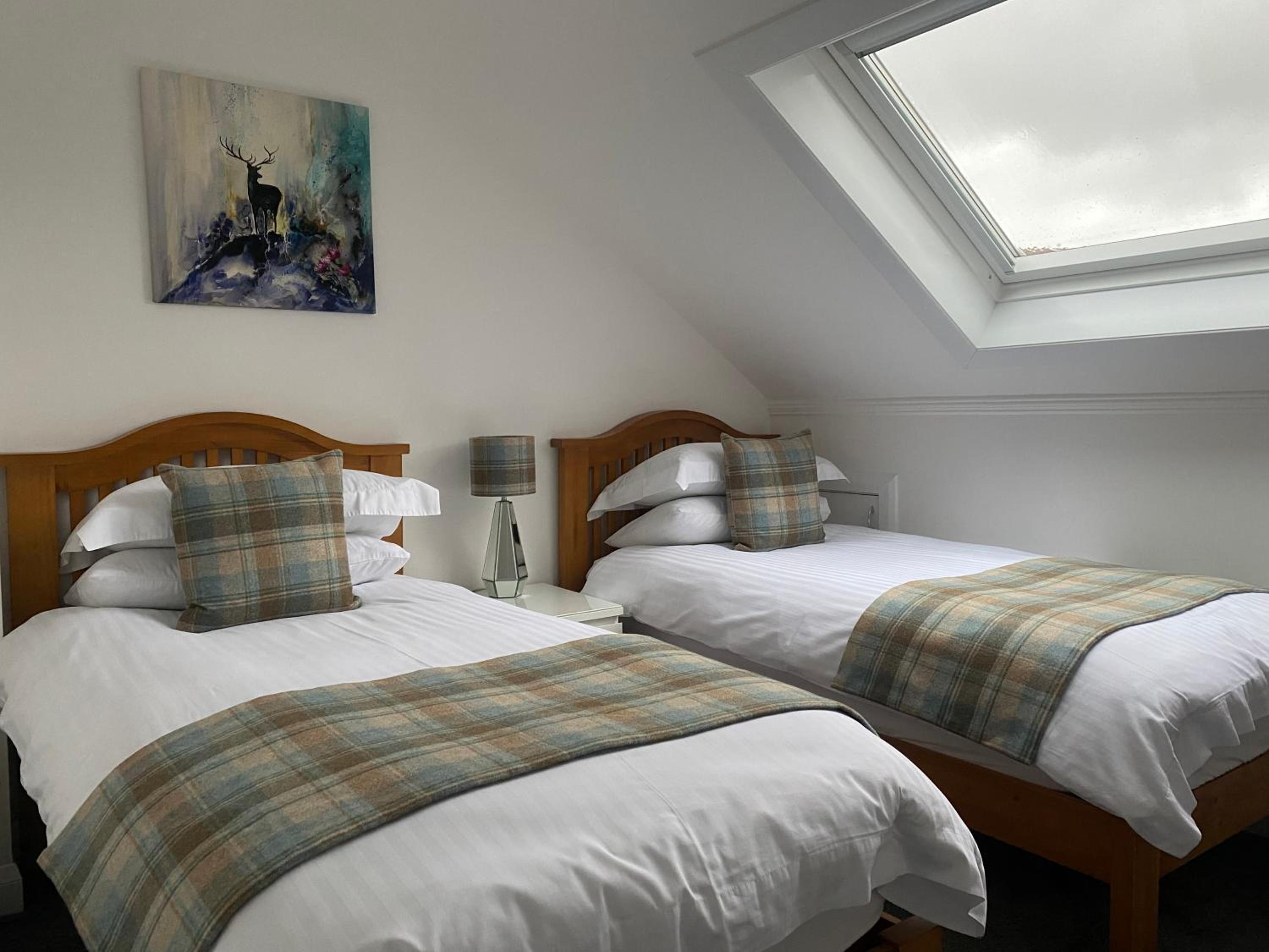 Innisfree Self Catering Apartment, Banavie, Fort William view 5