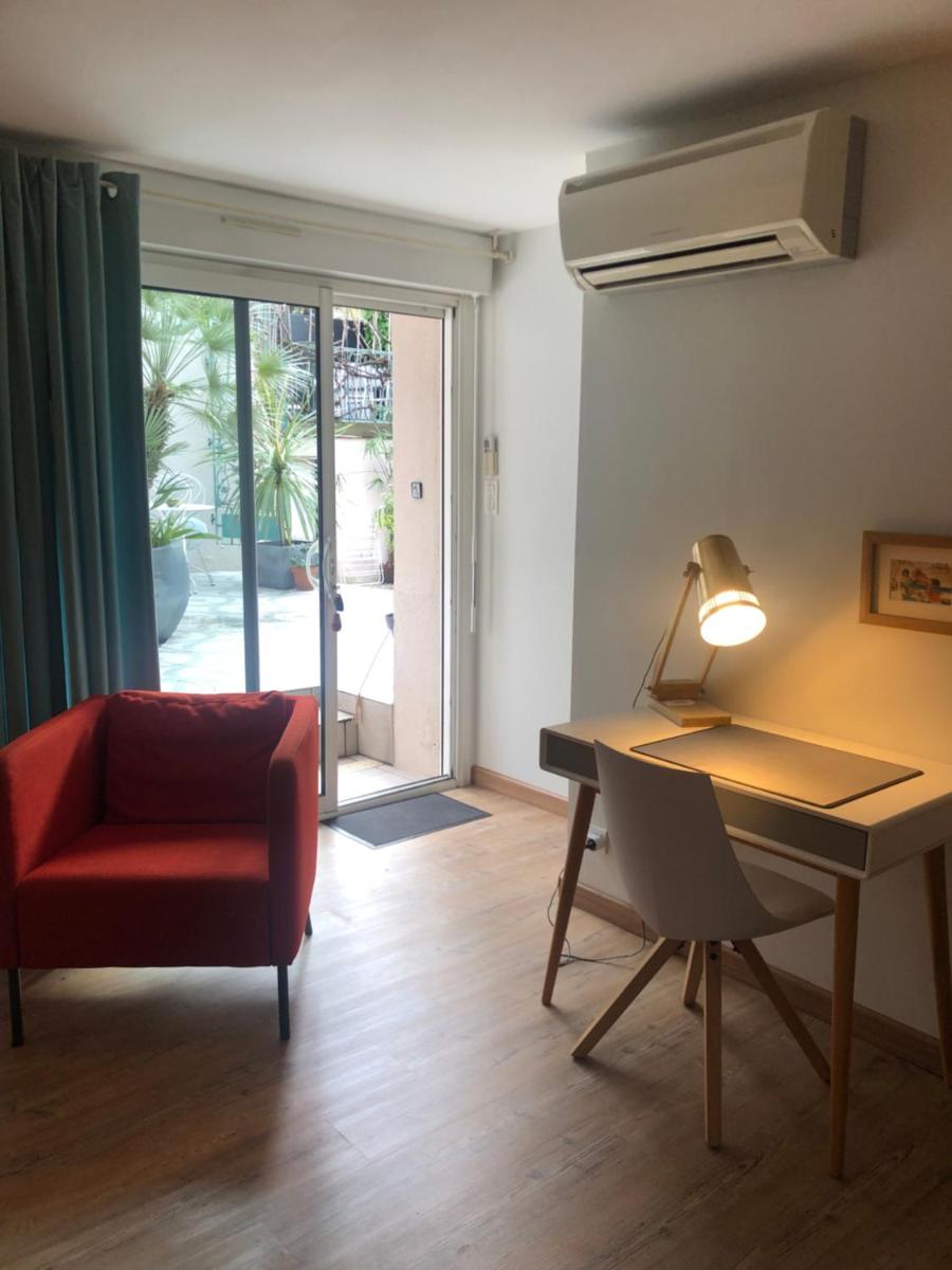 Montpellier Vacations - Couette et Cafe - Property Image 9