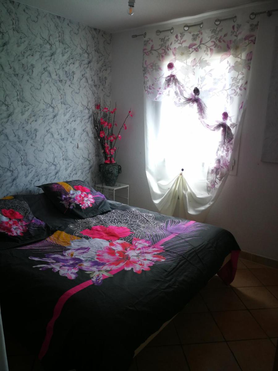 Photo 33