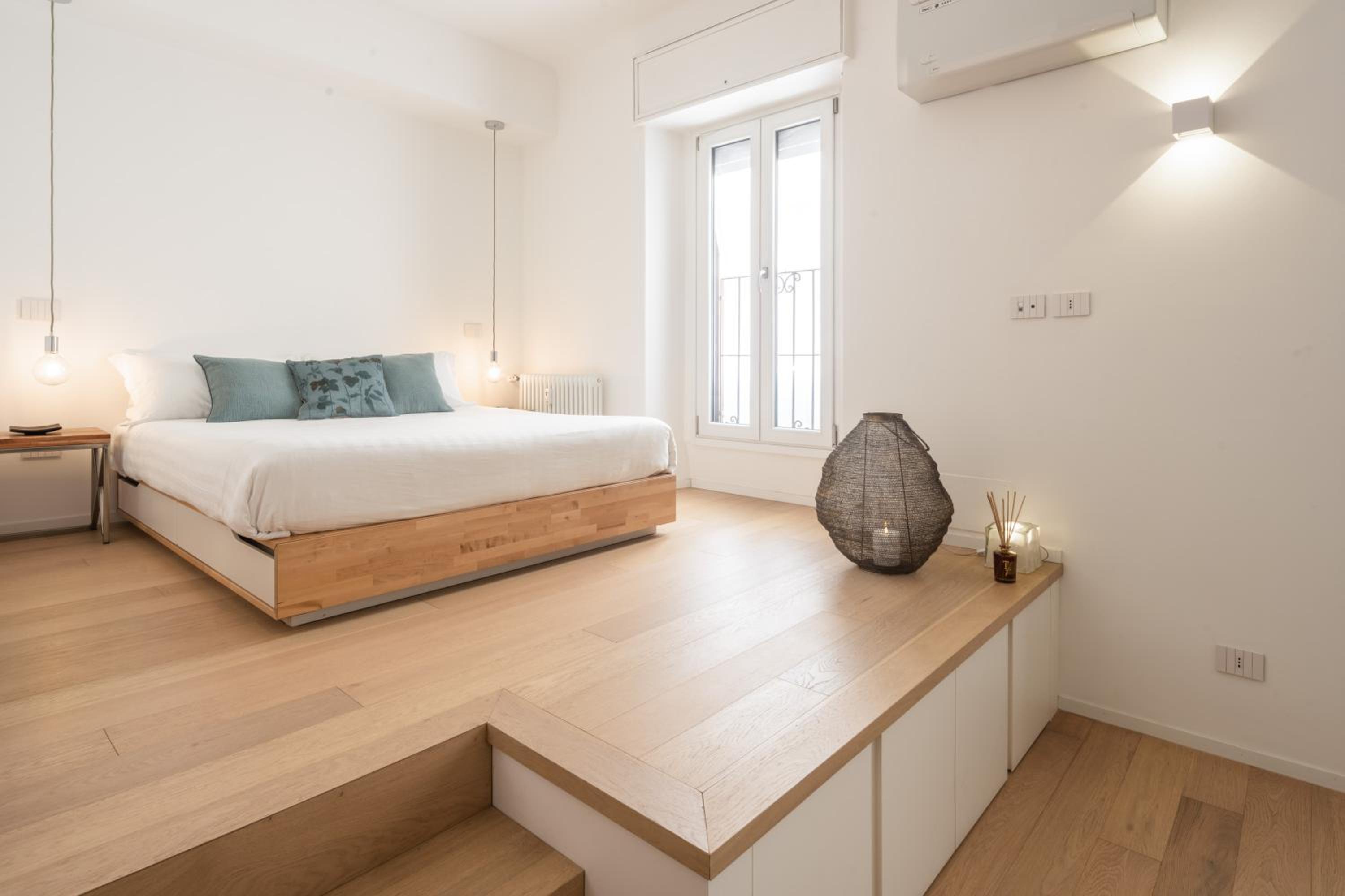 Maciachini Apartments R&R
