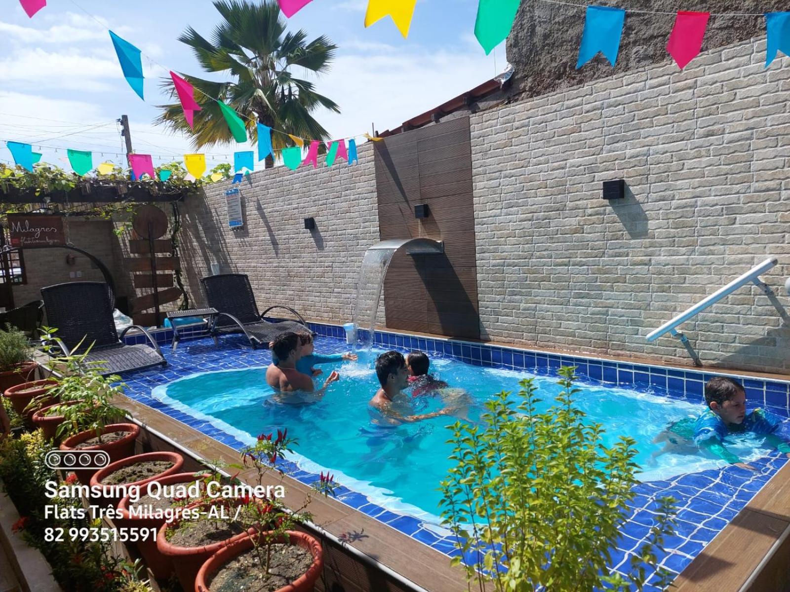Flats-Pousada Três Milagres-Apartamentos completos em São Miguel dos Milagres-Centro-Primeiro conjunto antes da praia, 200m somente- com café opcional, bic