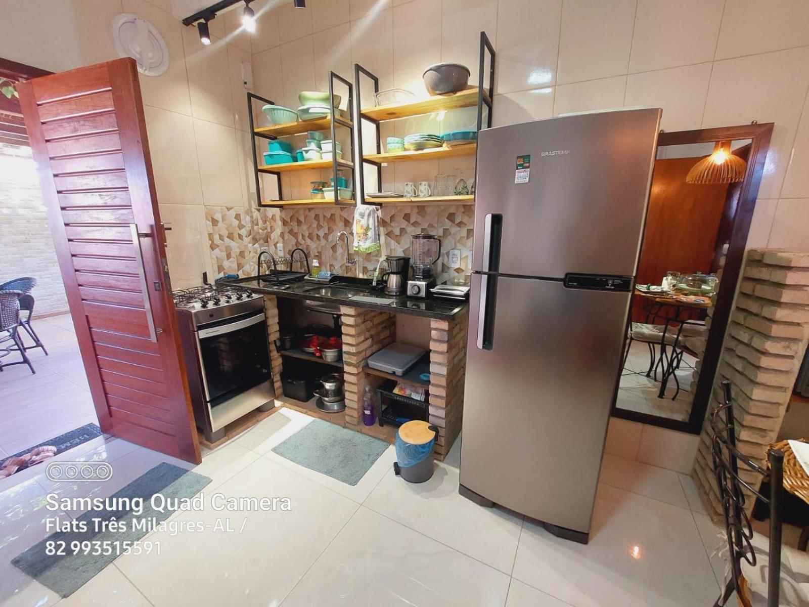 Flats-Pousada Três Milagres-Apartamentos completos em São Miguel dos Milagres-Centro-Primeiro conjunto antes da praia, 200m somente- com café opcional, bic