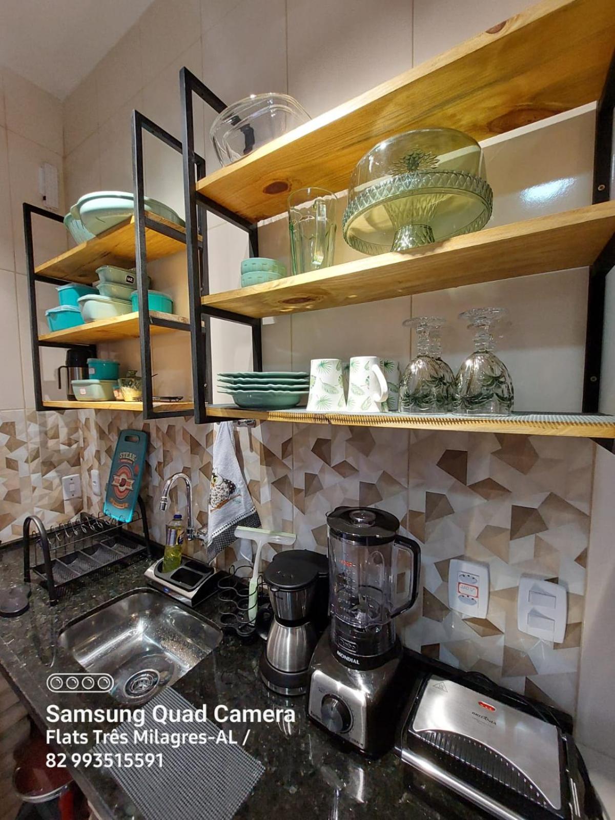 Flats-Pousada Três Milagres-Apartamentos completos em São Miguel dos Milagres-Centro-Primeiro conjunto antes da praia, 200m somente- com café opcional, bic
