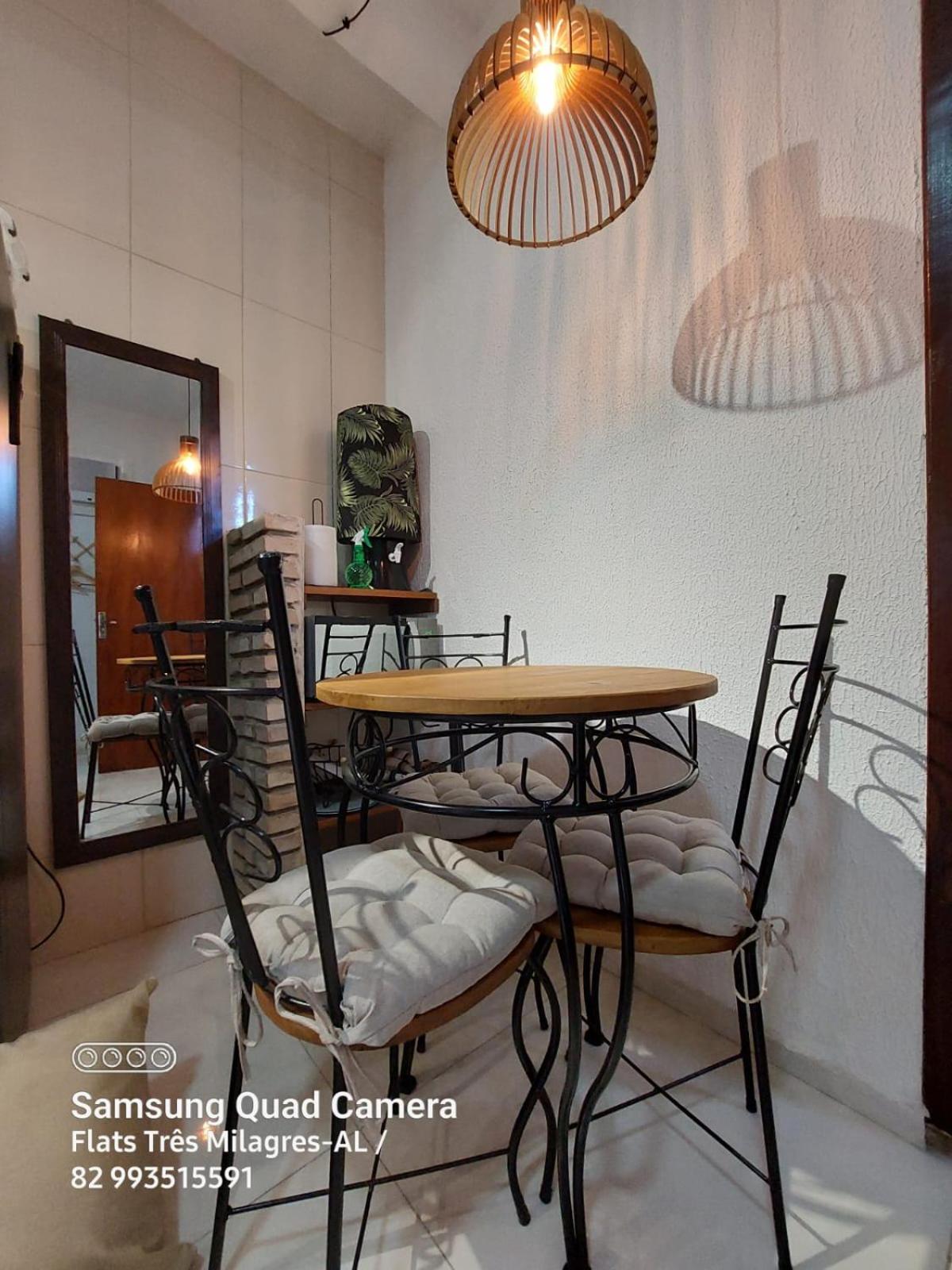 Flats-Pousada Três Milagres-Apartamentos completos em São Miguel dos Milagres-Centro-Primeiro conjunto antes da praia, 200m somente- com café opcional, bic
