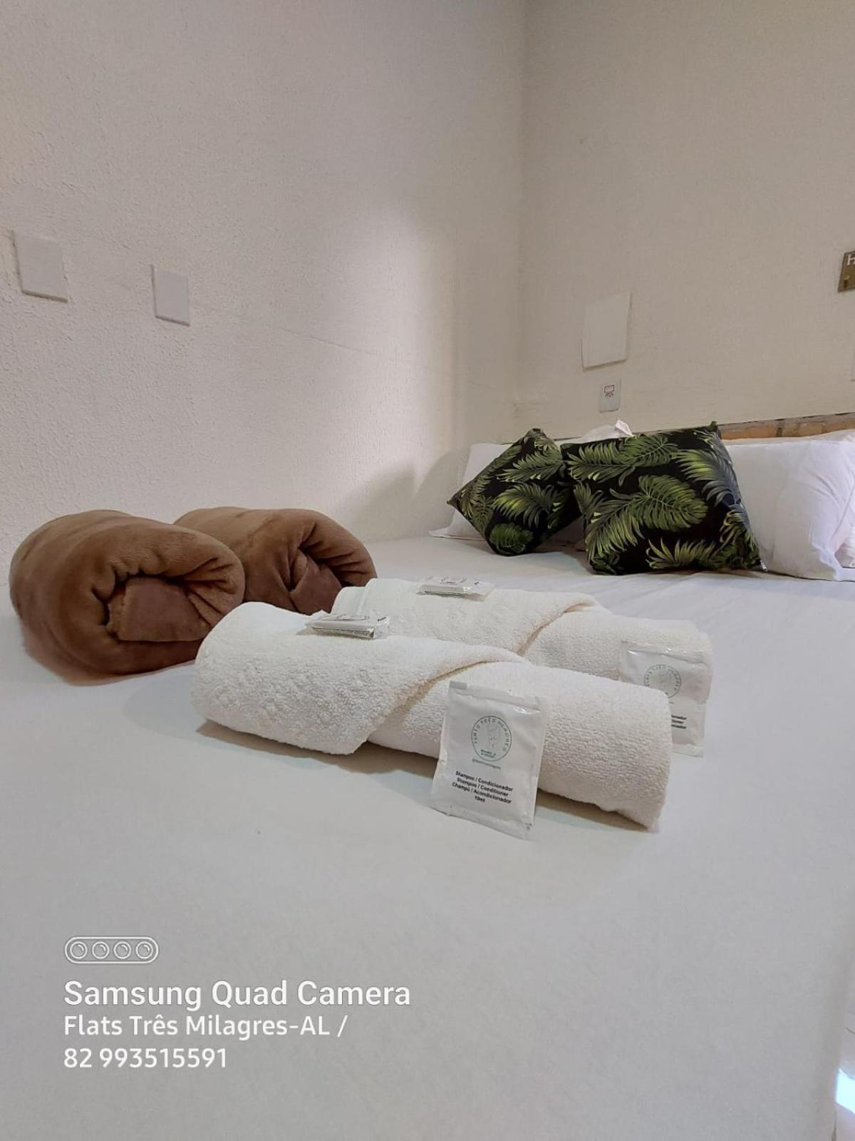 Flats-Pousada Três Milagres-Apartamentos completos em São Miguel dos Milagres-Centro-Primeiro conjunto antes da praia, 200m somente- com café opcional, bic