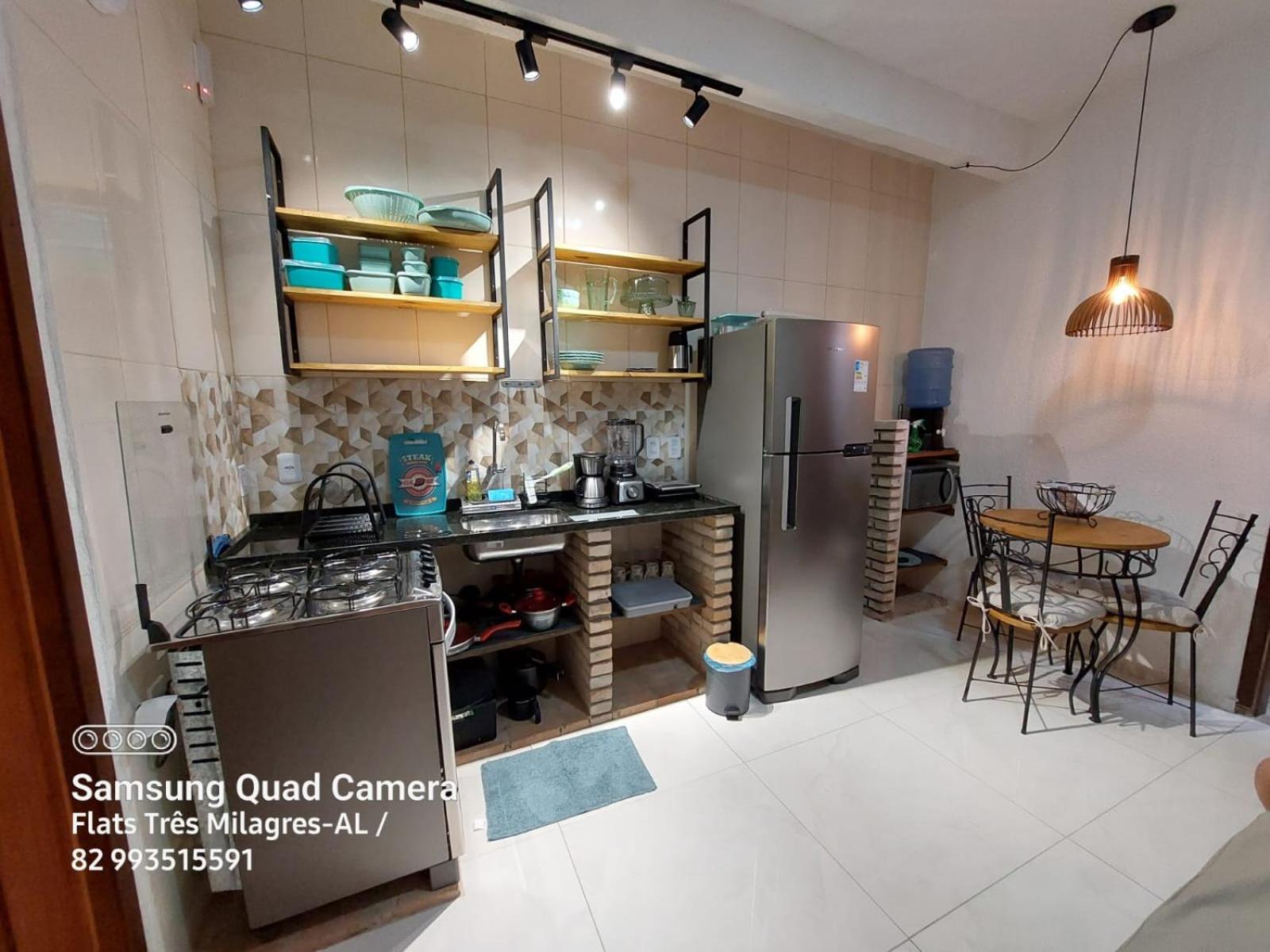 Flats-Pousada Três Milagres-Apartamentos completos em São Miguel dos Milagres-Centro-Primeiro conjunto antes da praia, 200m somente- com café opcional, bic