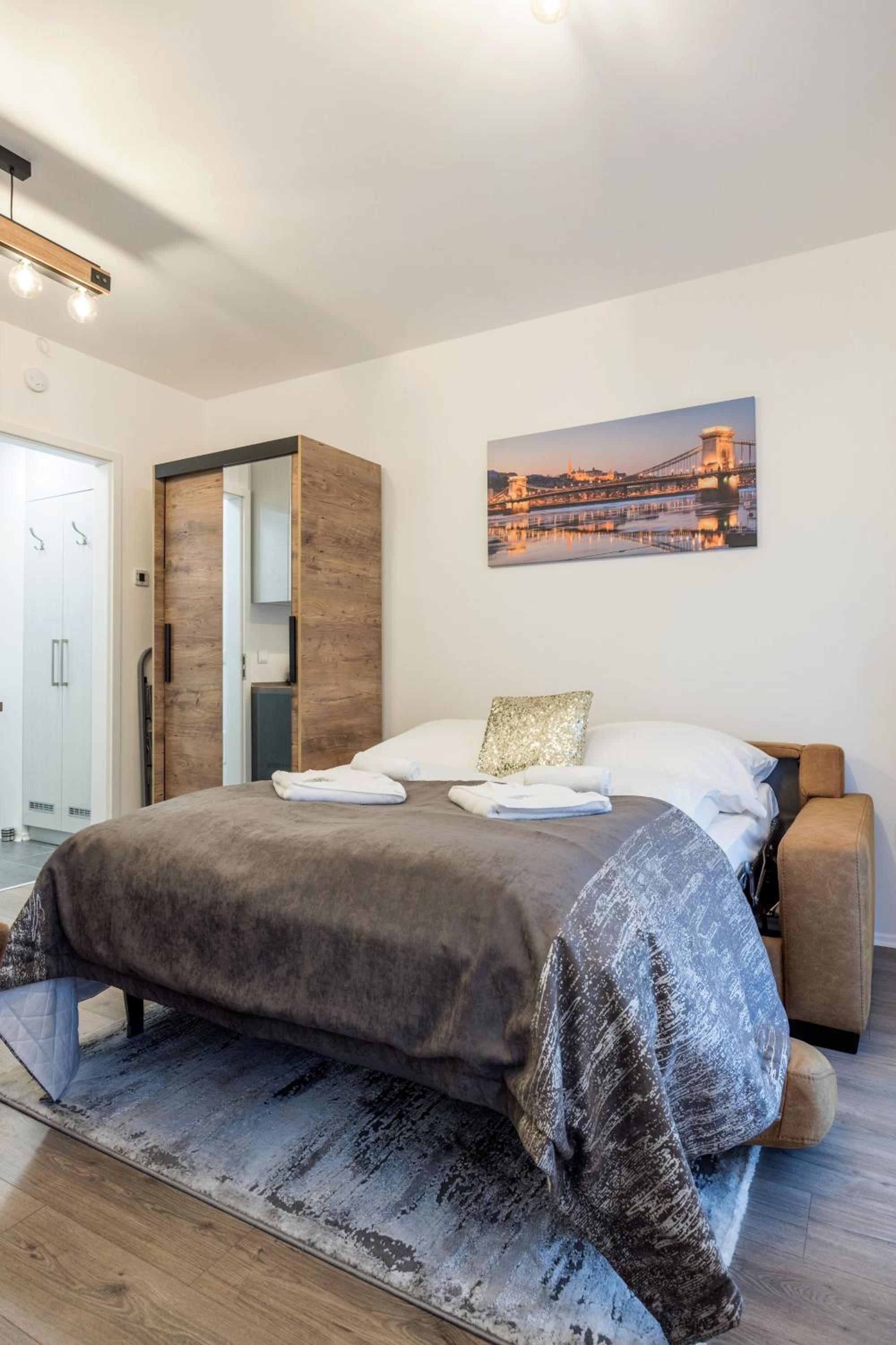 Central Sphere Apartment view 2
