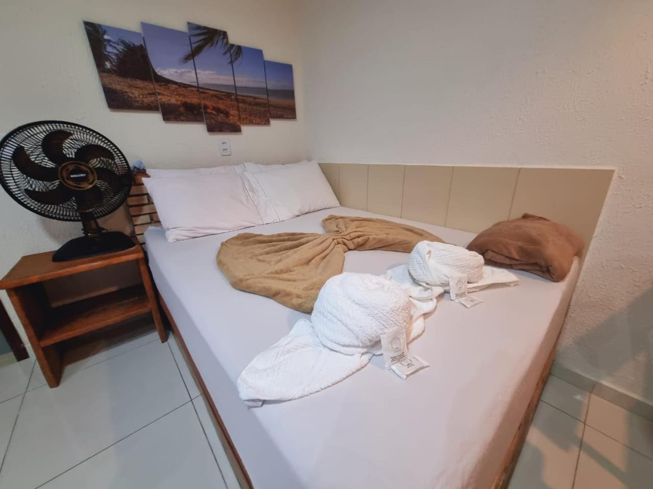 Flats-Pousada Três Milagres-Apartamentos completos em São Miguel dos Milagres-Centro-Primeiro conjunto antes da praia, 200m somente- com café opcional, bic