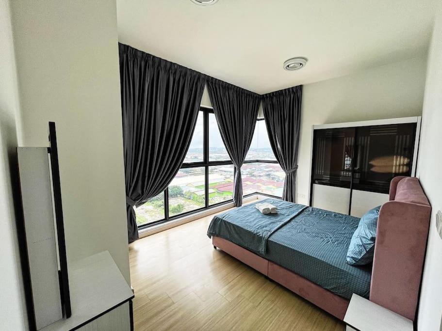 Cozy & Comfy Home Dsara Sentral Opposite MRT photo 5