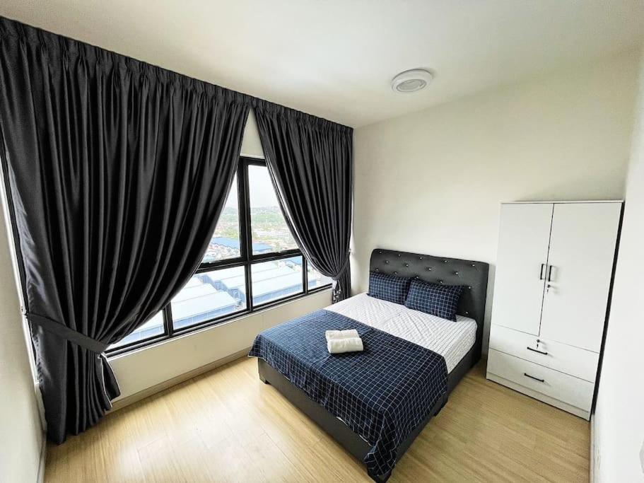 Cozy & Comfy Home Dsara Sentral Opposite MRT photo 4